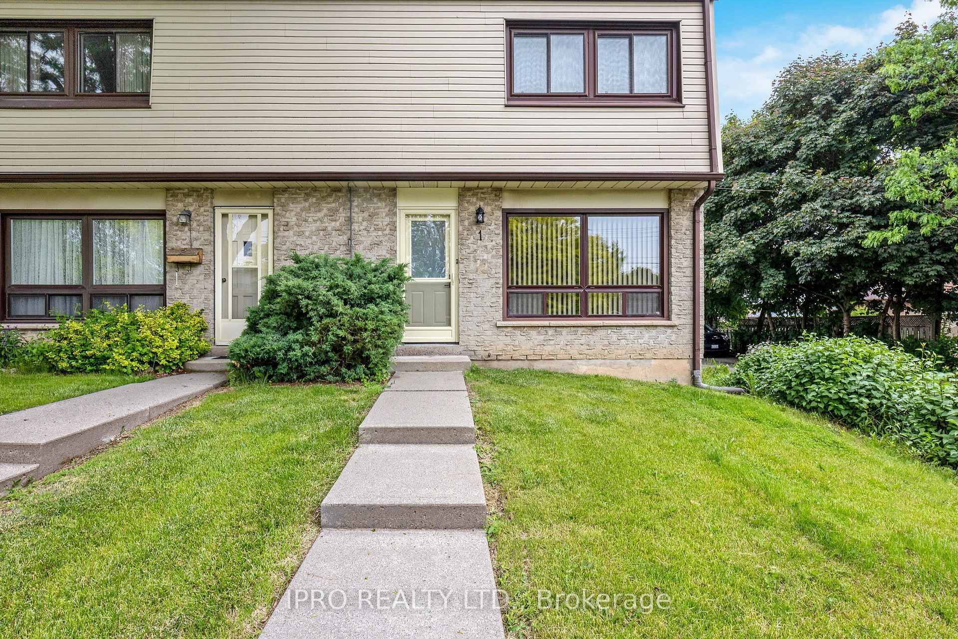 Property Photo: 108 Sinclair Avenue 1 ON L7G 1J4