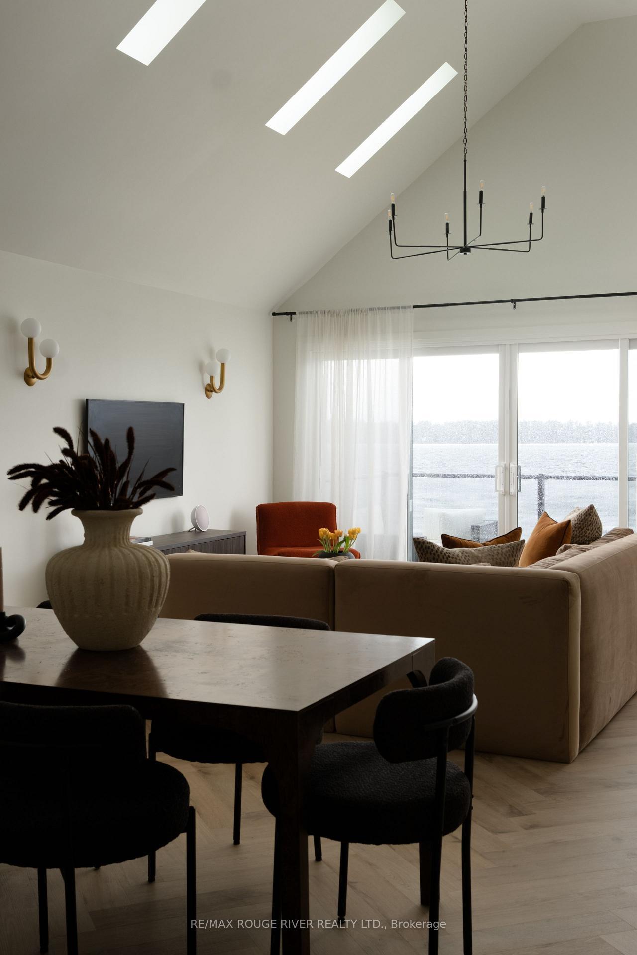 Property Photo: 68 Robins Road 204 ON K0L 1Y0
