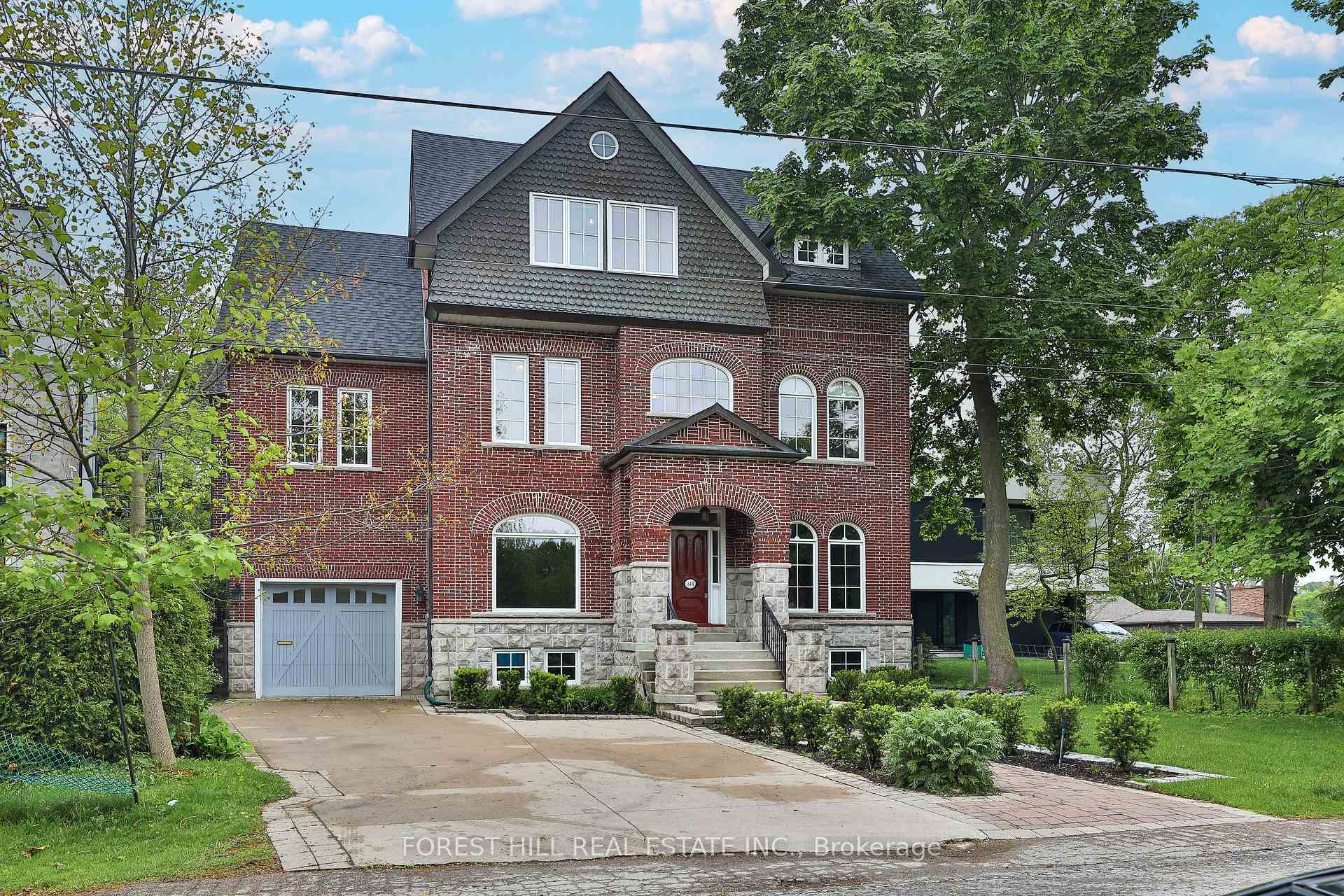 314 Dyson Road  Pickering ON L1W 2M9 photo
