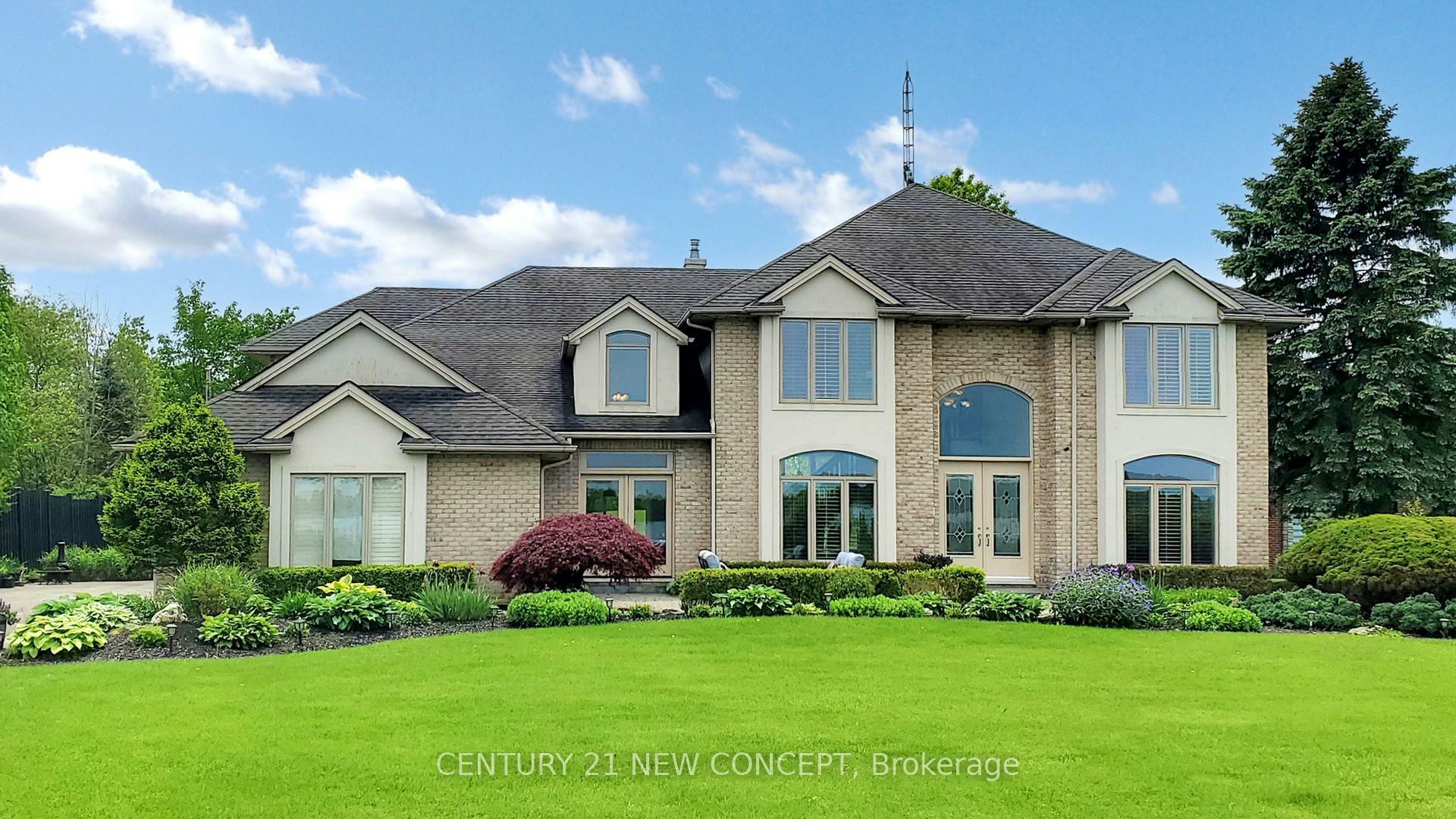 Property Photo:  2011 Niagara Parkway  ON L2A 5M4 