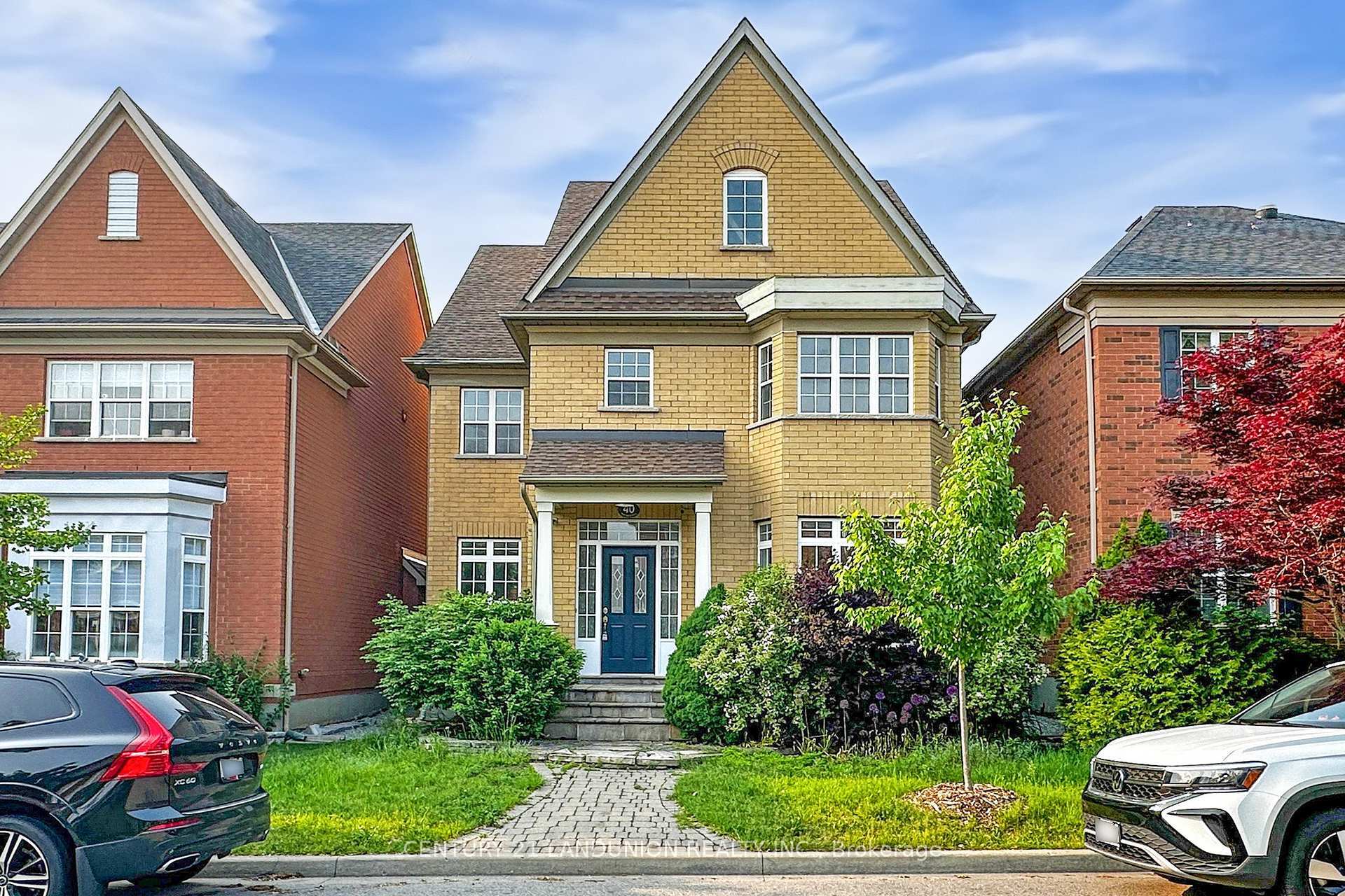 Property Photo: 40 Port Rush Trail ON L6C 1Z3
