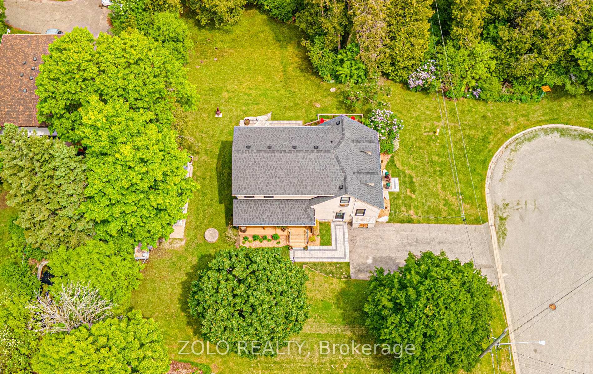 Property Photo: 46 Lawson Road ON L1E 2K3
