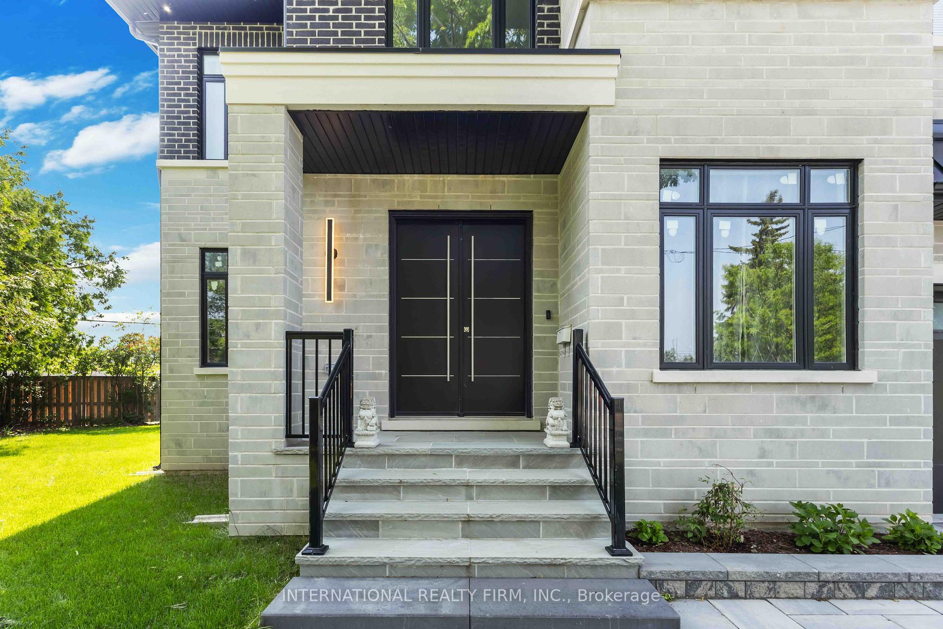 Property Photo: 408 Allen Court ON L4C 1G5