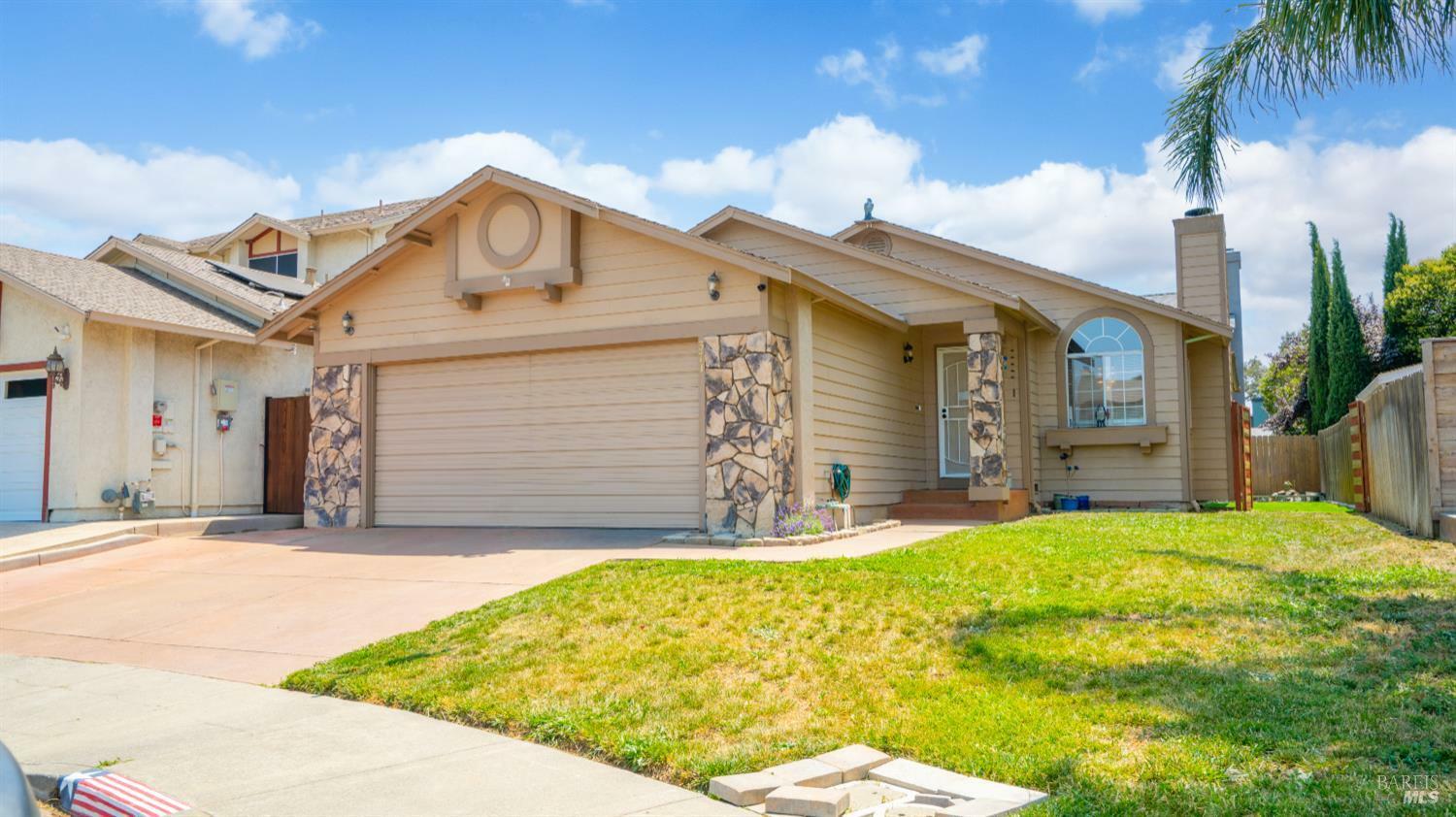 371 Bottlebrush Court  Suisun City CA 94585 photo