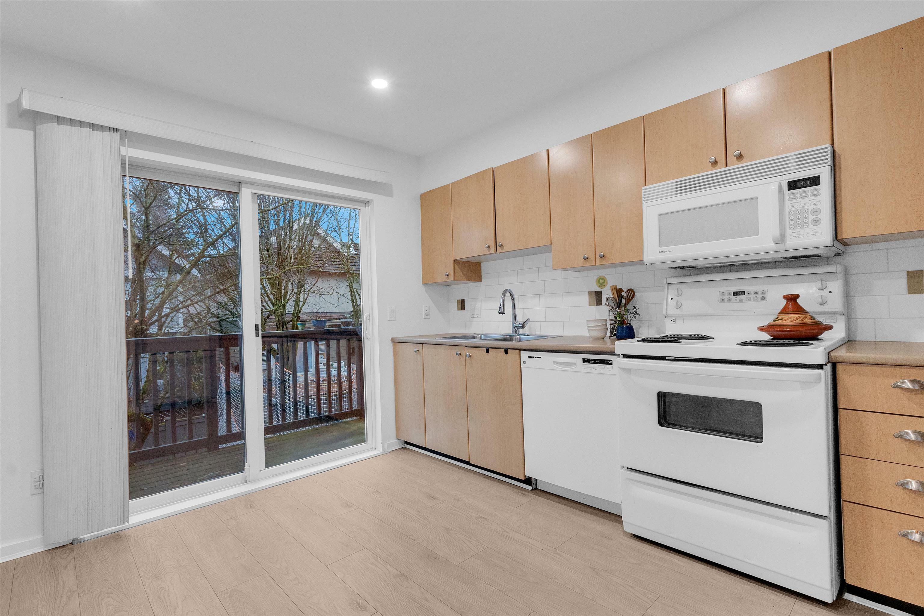 Property Photo:  15236 36 Avenue 162  BC V3Z 2B3 