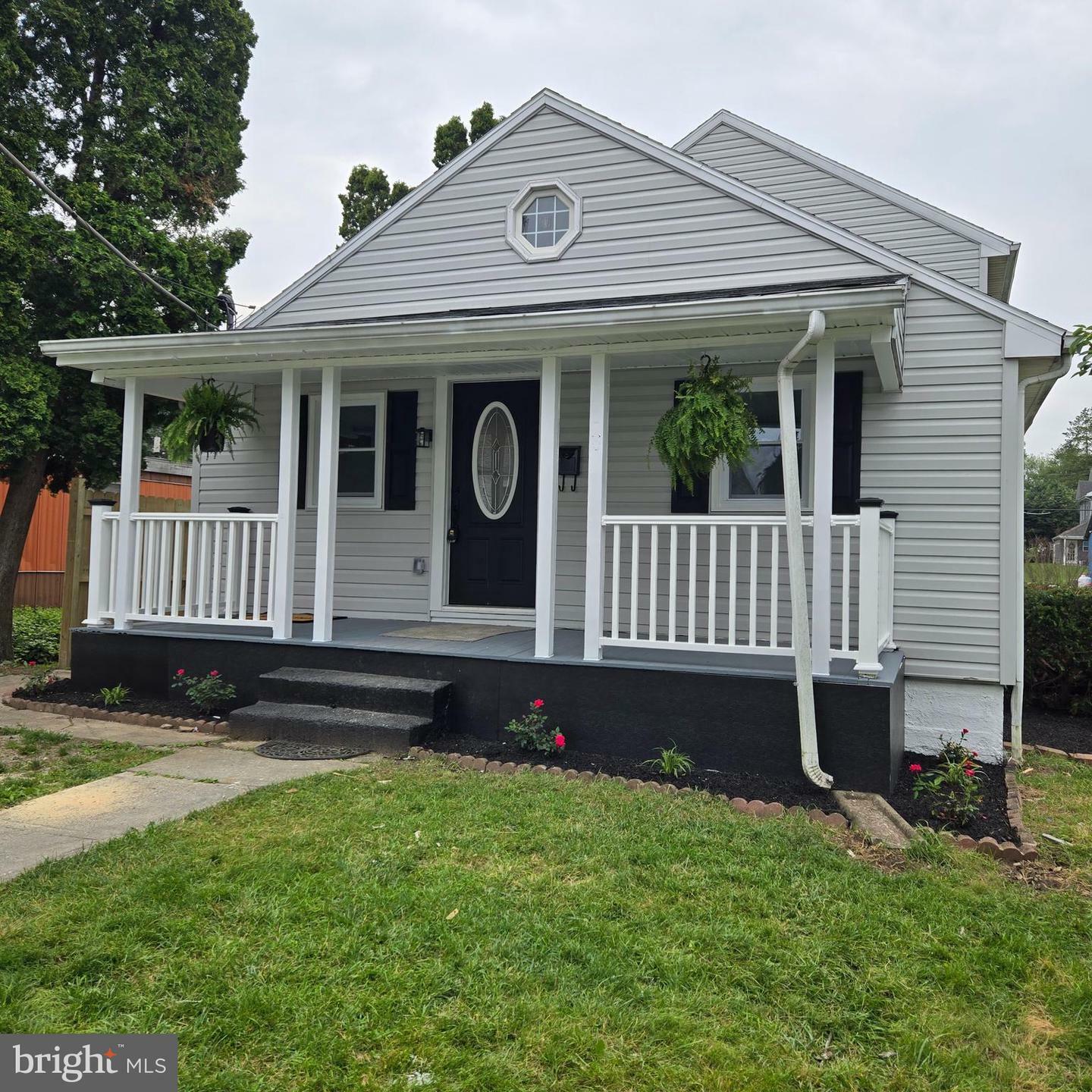 Property Photo: 525 W 2nd Street PA 17036