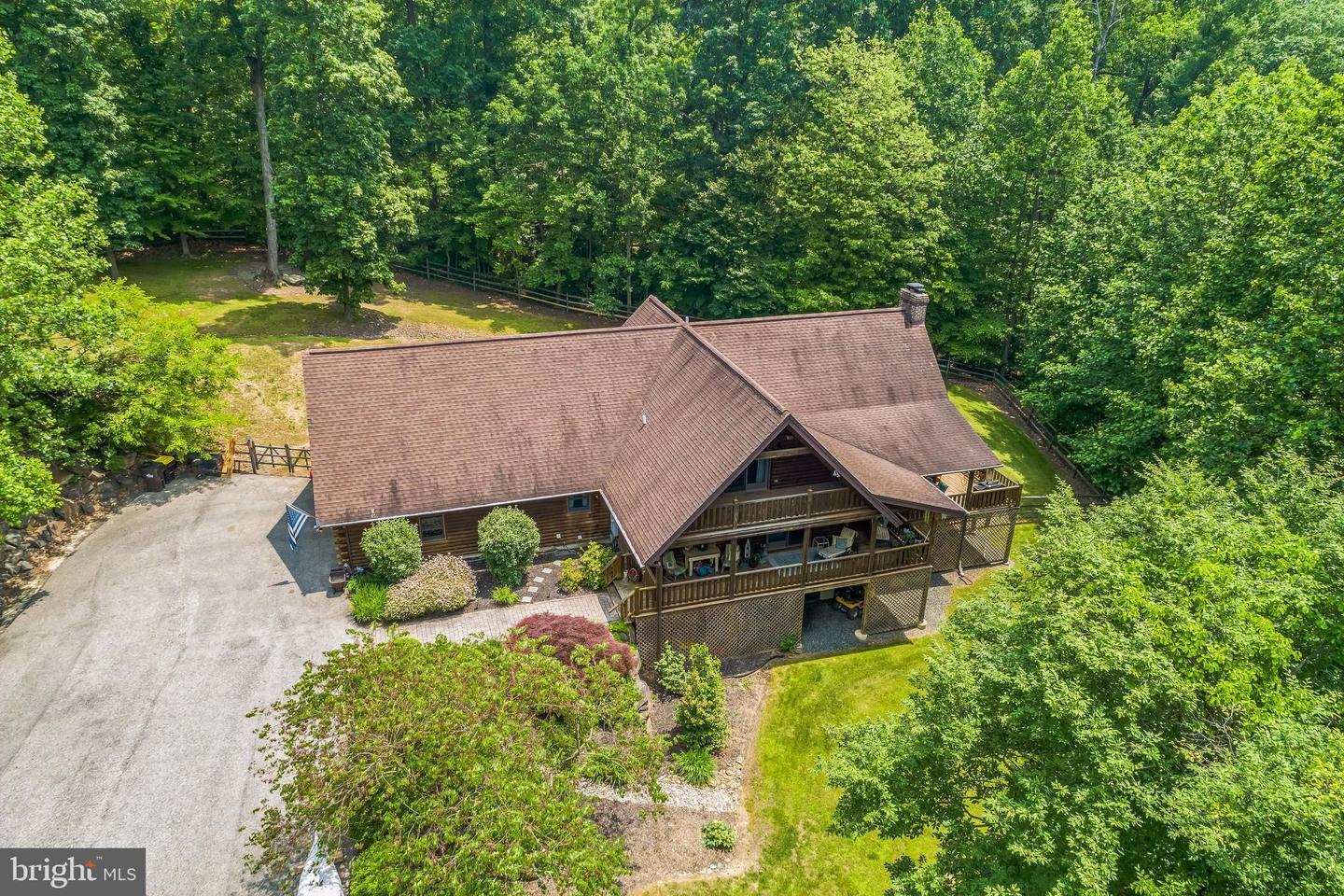 Property Photo: 892 Eichele Road PA 18074