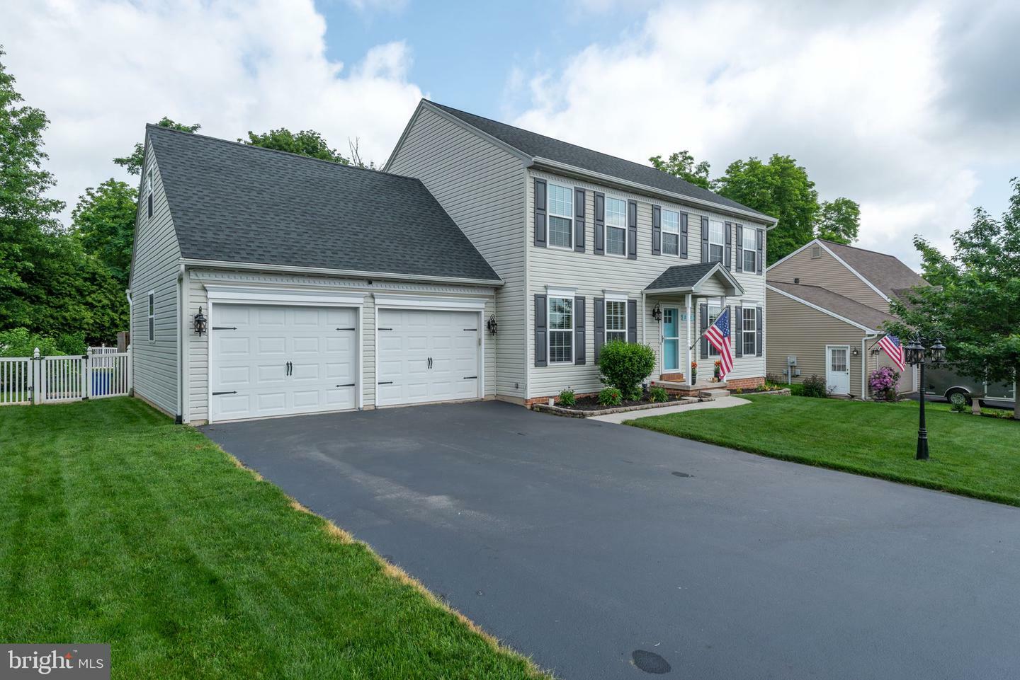 Property Photo: 2761 Sparrow Drive PA 17408