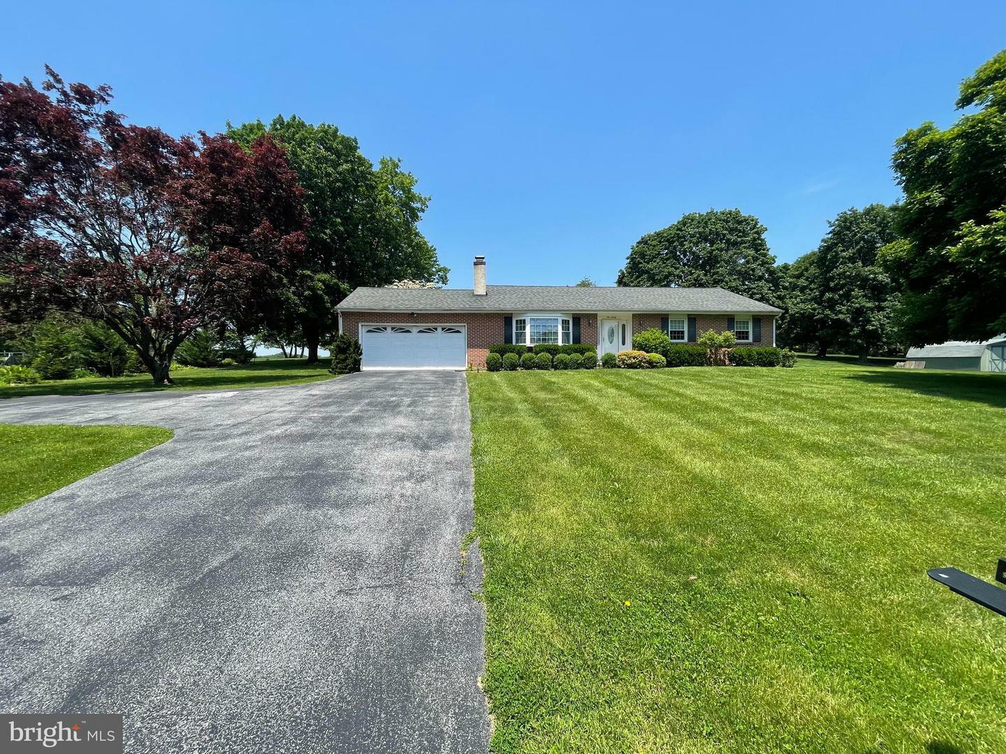 Property Photo: 120 Locust Knoll Road PA 19335