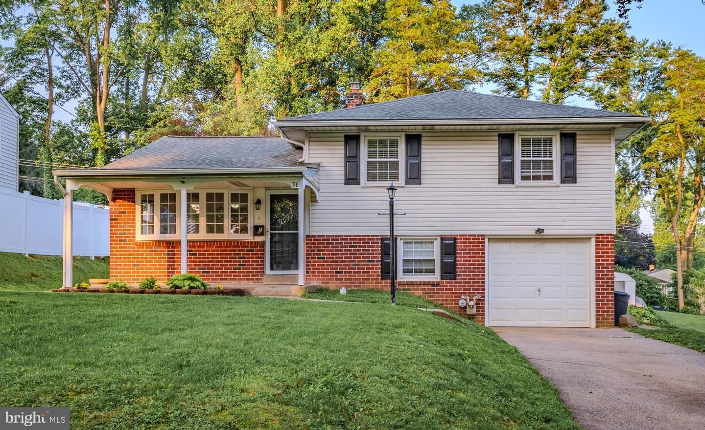 Property Photo: 36 Woodhill Road PA 19090