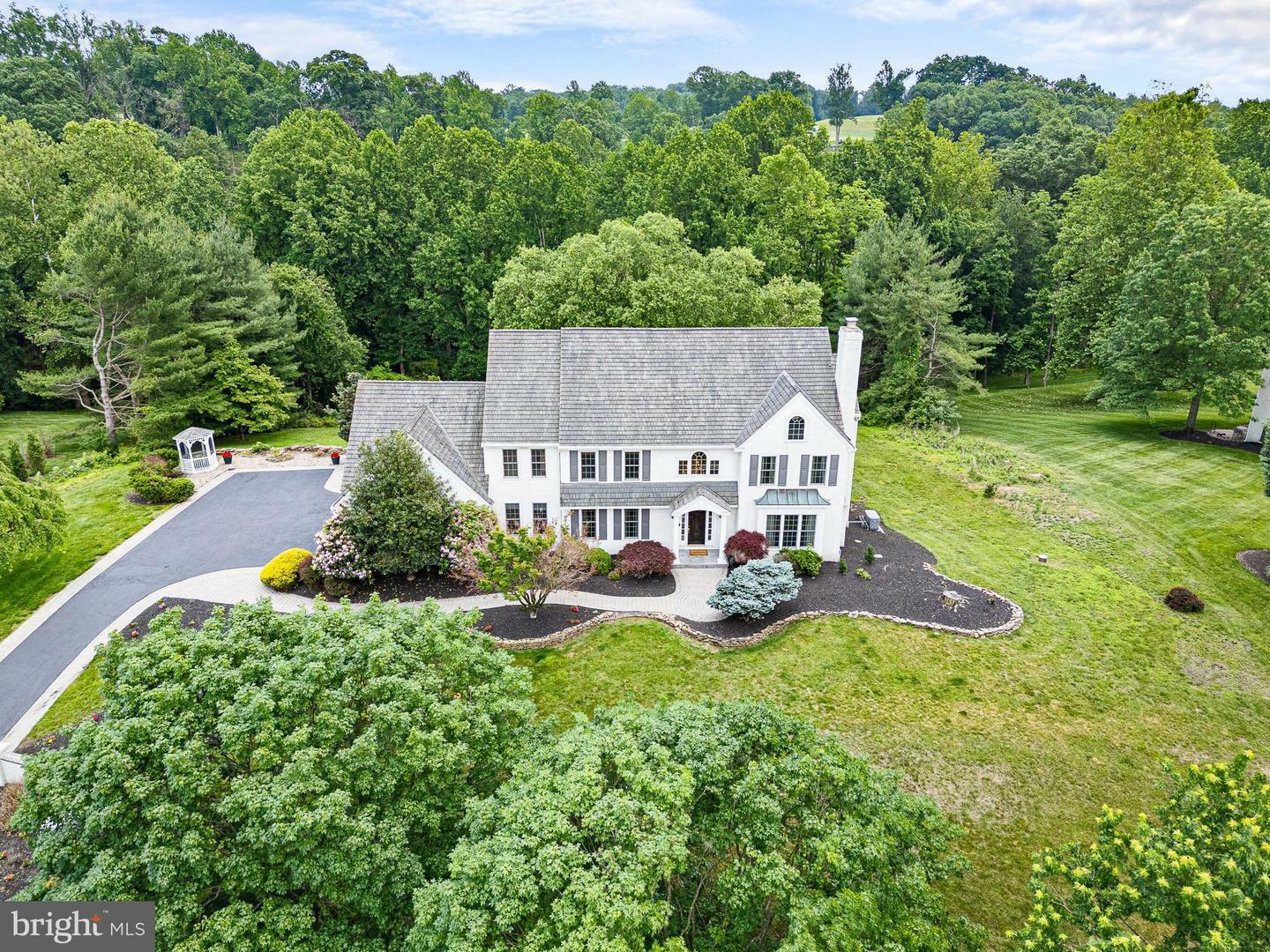 Property Photo: 2 N Pheasants Ridge N DE 19807