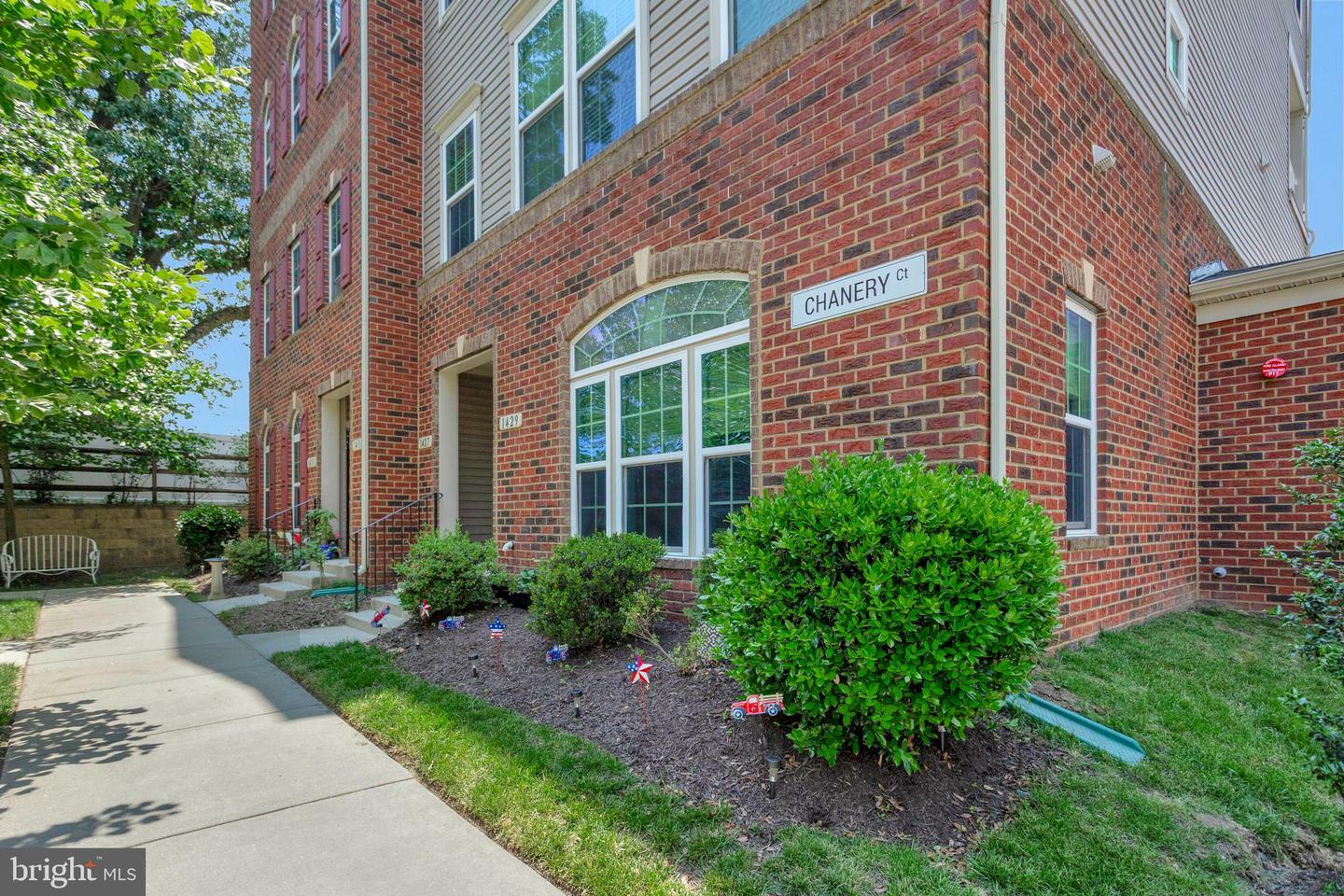 Property Photo: 1433 Chanery Court MD 21113