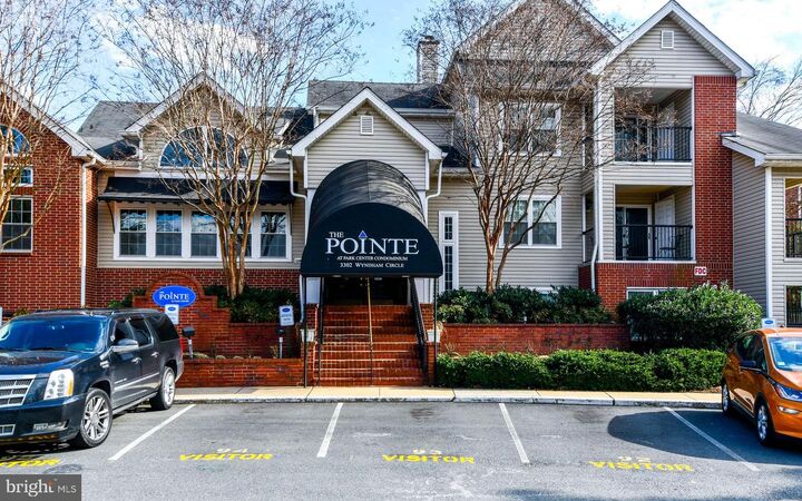3303 Wyndham Circle 343  Alexandria VA 22302 photo