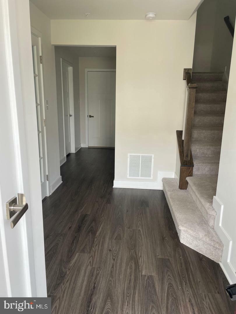 Property Photo: 612 Holywell Drive PA 19355