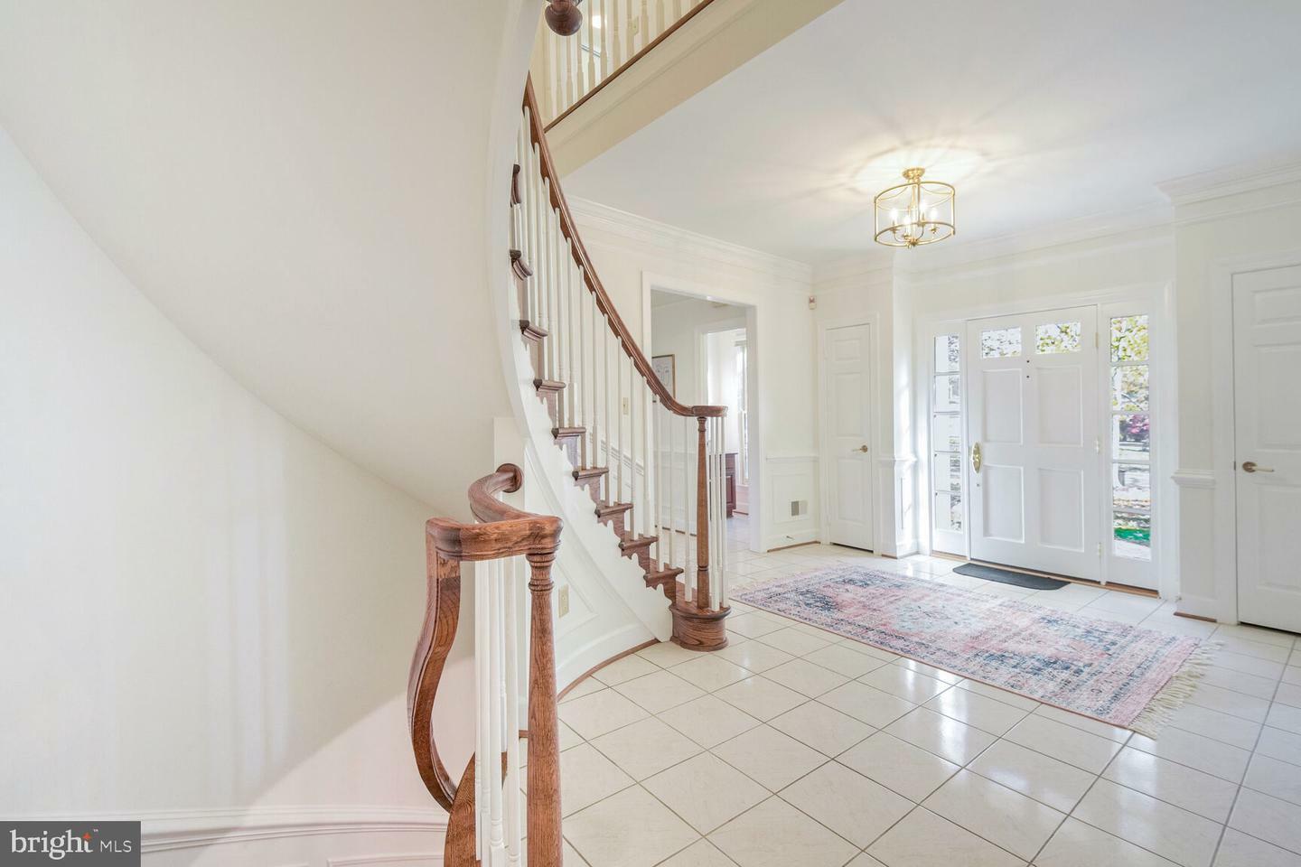 Property Photo: 10104 Flower Gate Terrace MD 20854