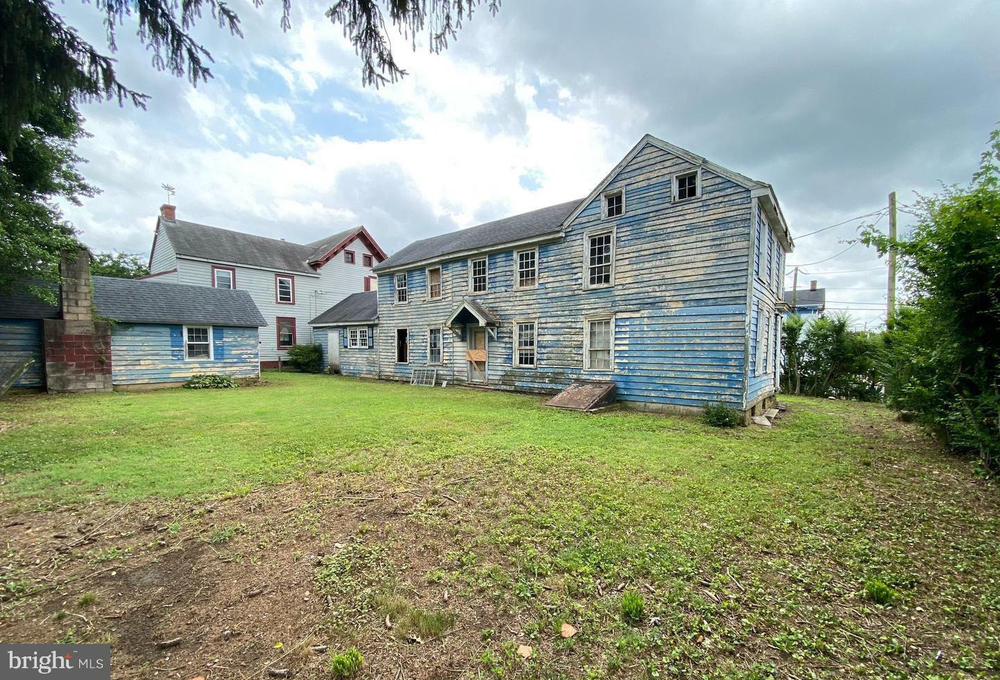 Property Photo:  519 High Street  DE 19730 