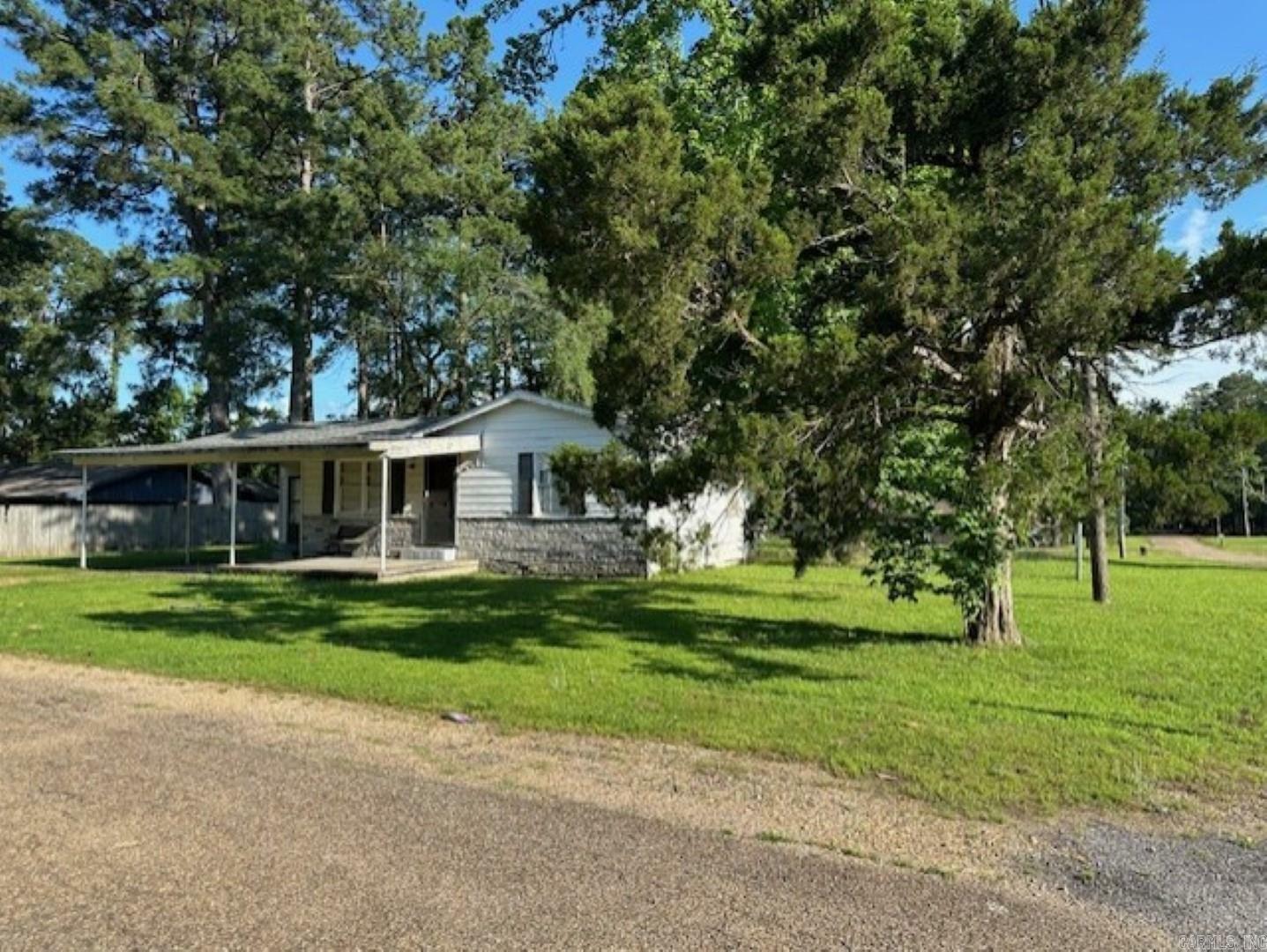 Property Photo: 1209 Rogers Street AR 71742