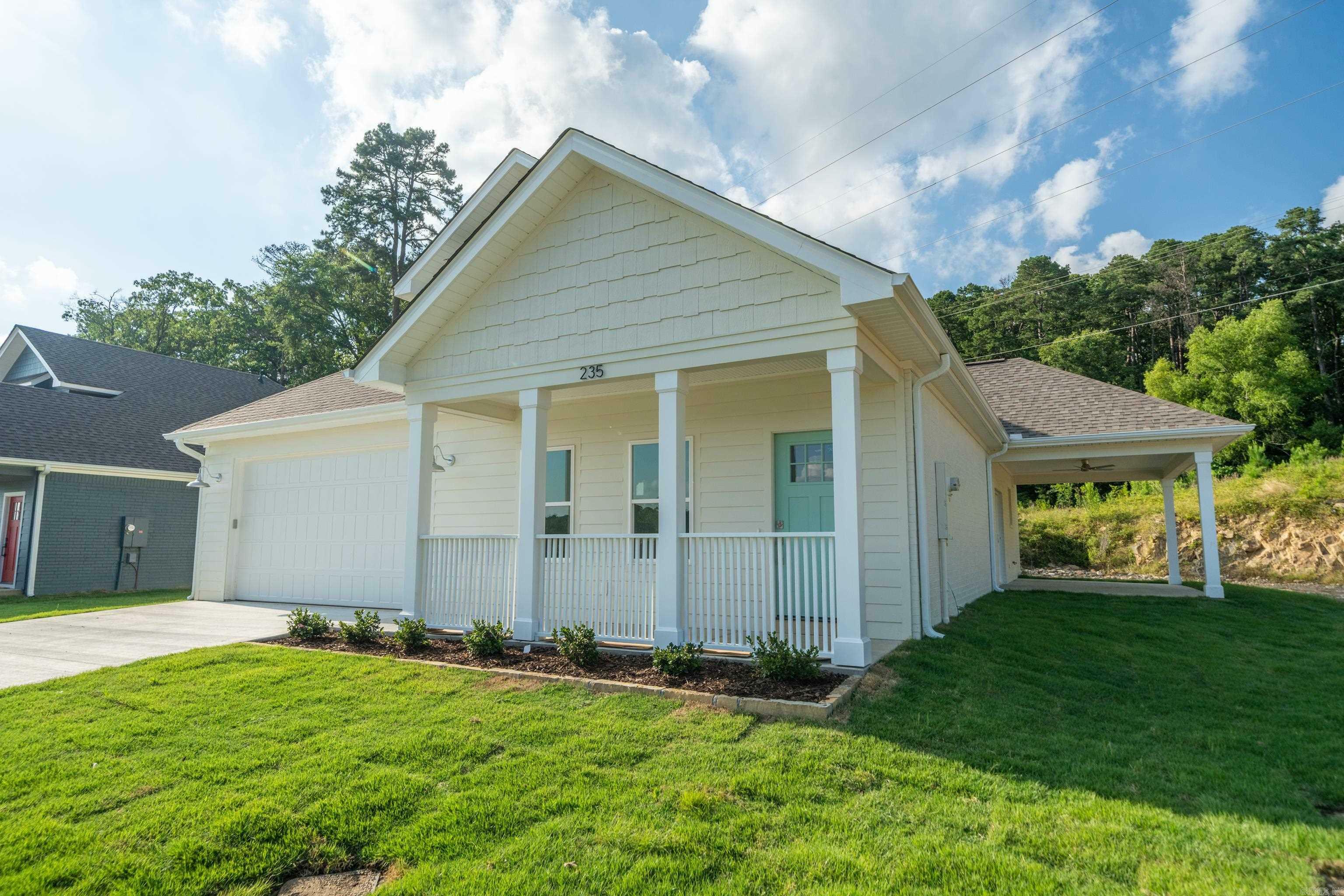 Property Photo: 235 Clearwater Cove AR 71901