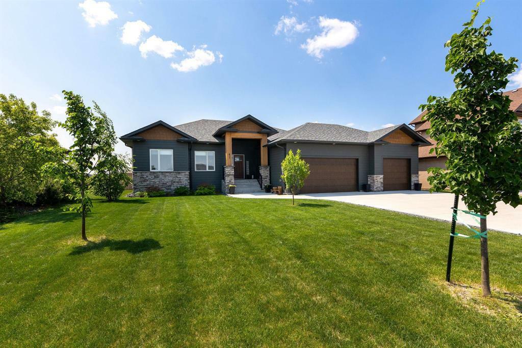 Property Photo: 411 Saint George Place MB R0A 0A1