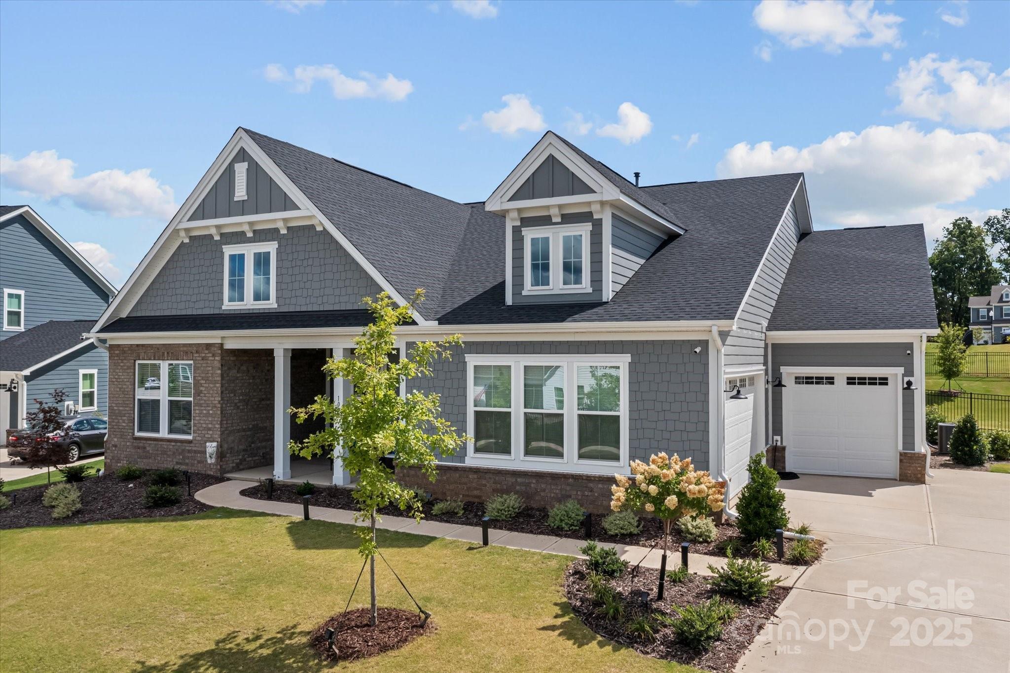 Property Photo: 1005 Willow Bank Lane NC 28012