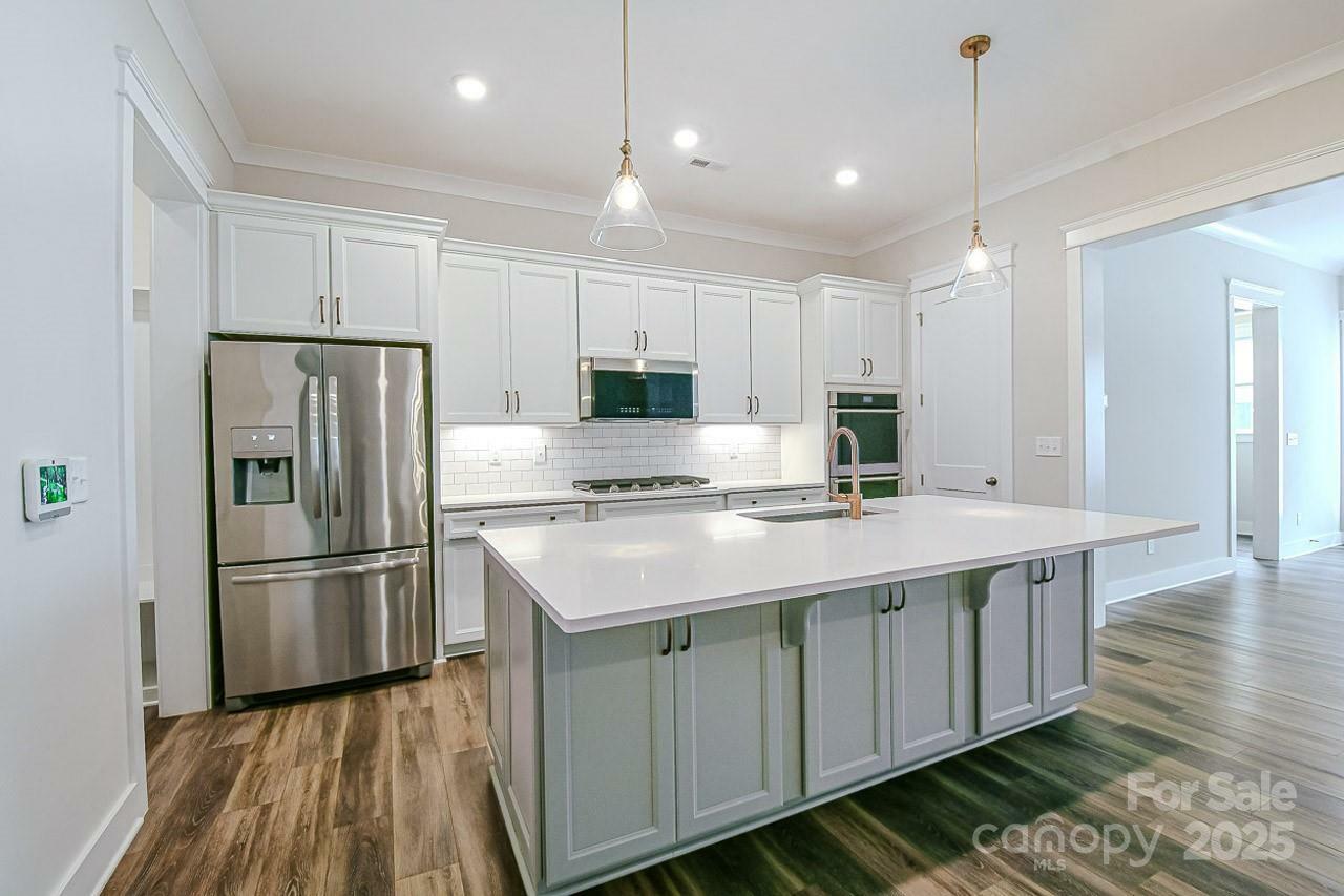 Property Photo:  4714 Blanchard Way  NC 28226 