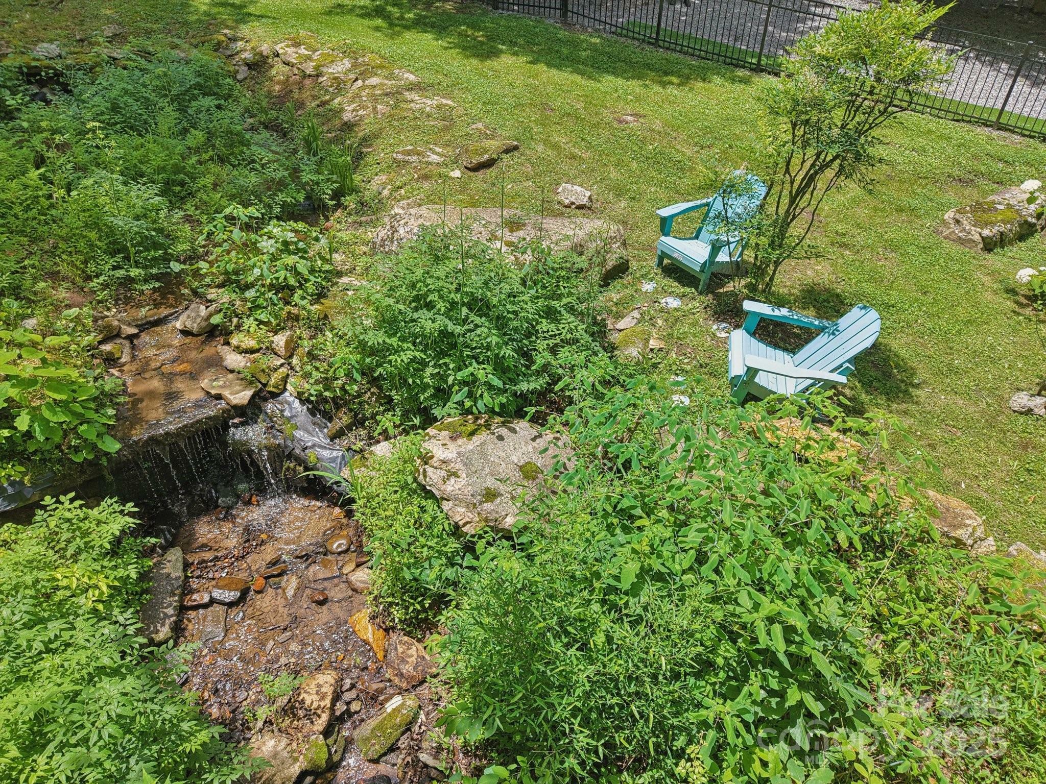 Property Photo: 17 Cripple Creek Drive NC 28785