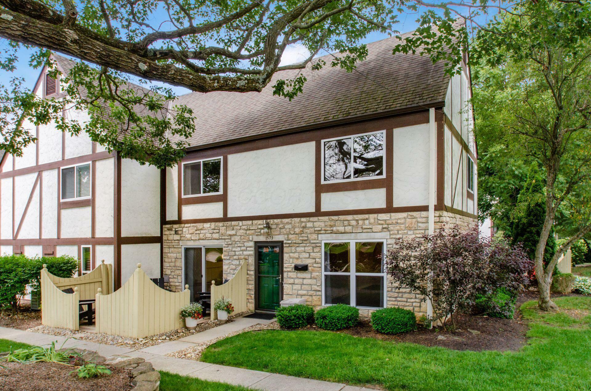 1573 Arlington Avenue  Marble Cliff OH 43212 photo