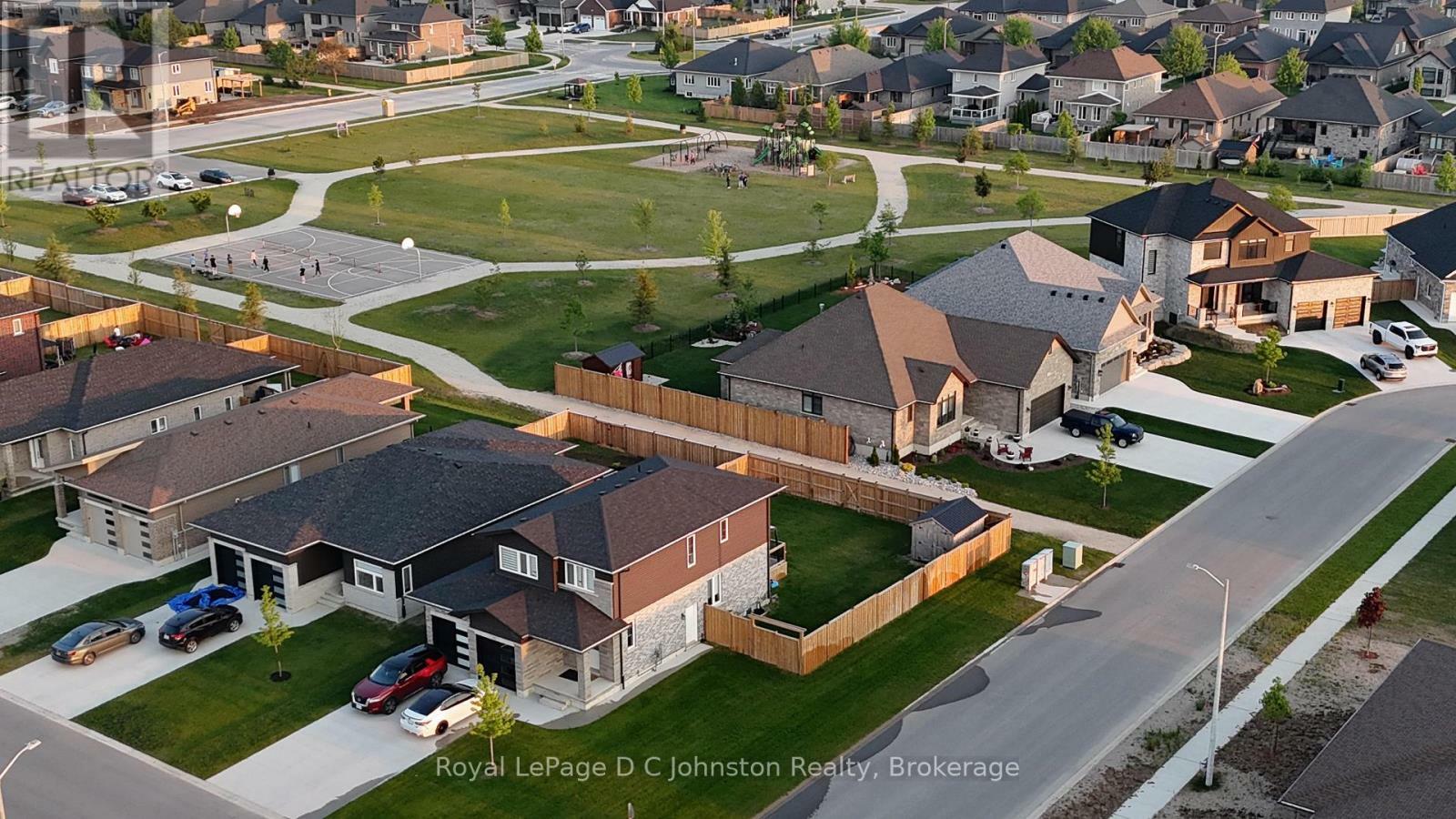 Property Photo:  380 Mary Rose Avenue  ON N0H 2C3 