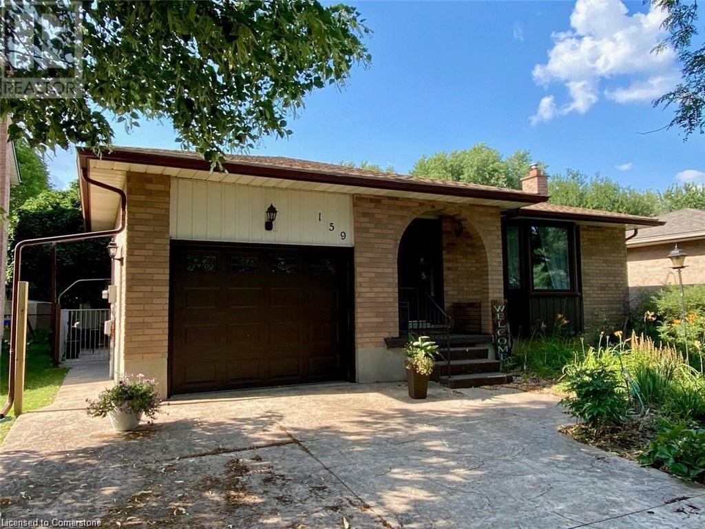 Property Photo: 159 Sunpoint Crescent #B ON N2V 1T9