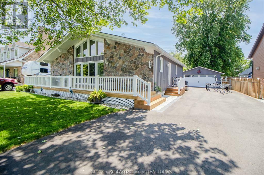 Property Photo: 25 Taylor Street ON N0P 1L0