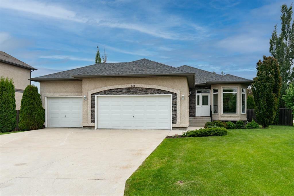 100 Linden Lake Drive  Oakbank MB R0E 1J2 photo
