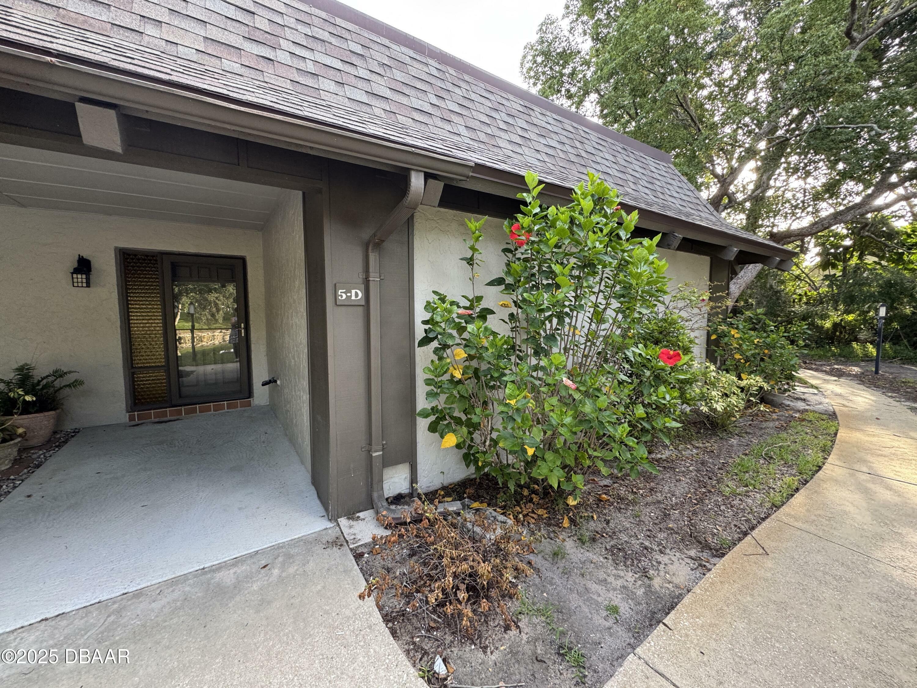 Property Photo: 5 Timberline Trail FL 32174