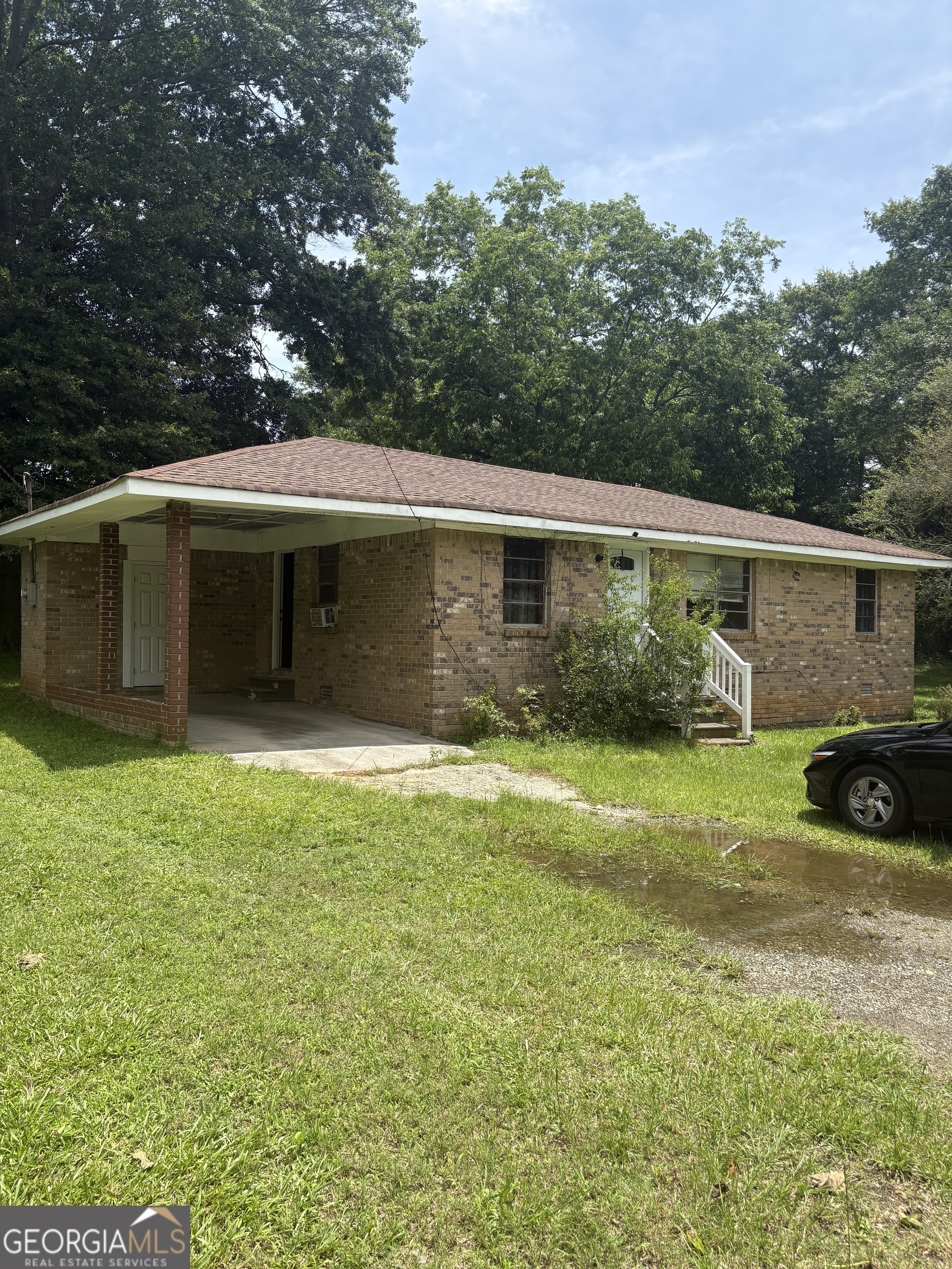 Property Photo: 341 Boxwood Street GA 30025