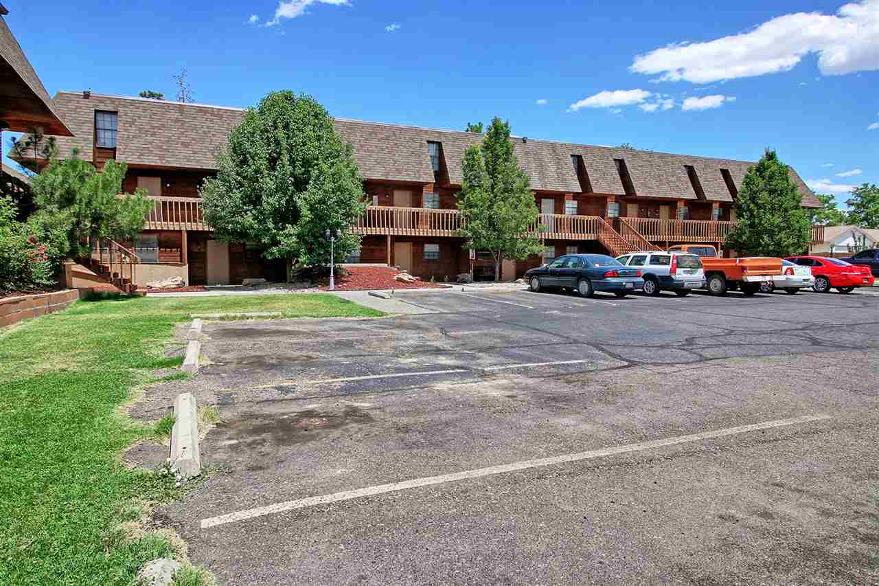 Property Photo: 2260 N 13th Avenue 3 CO 81501-0000