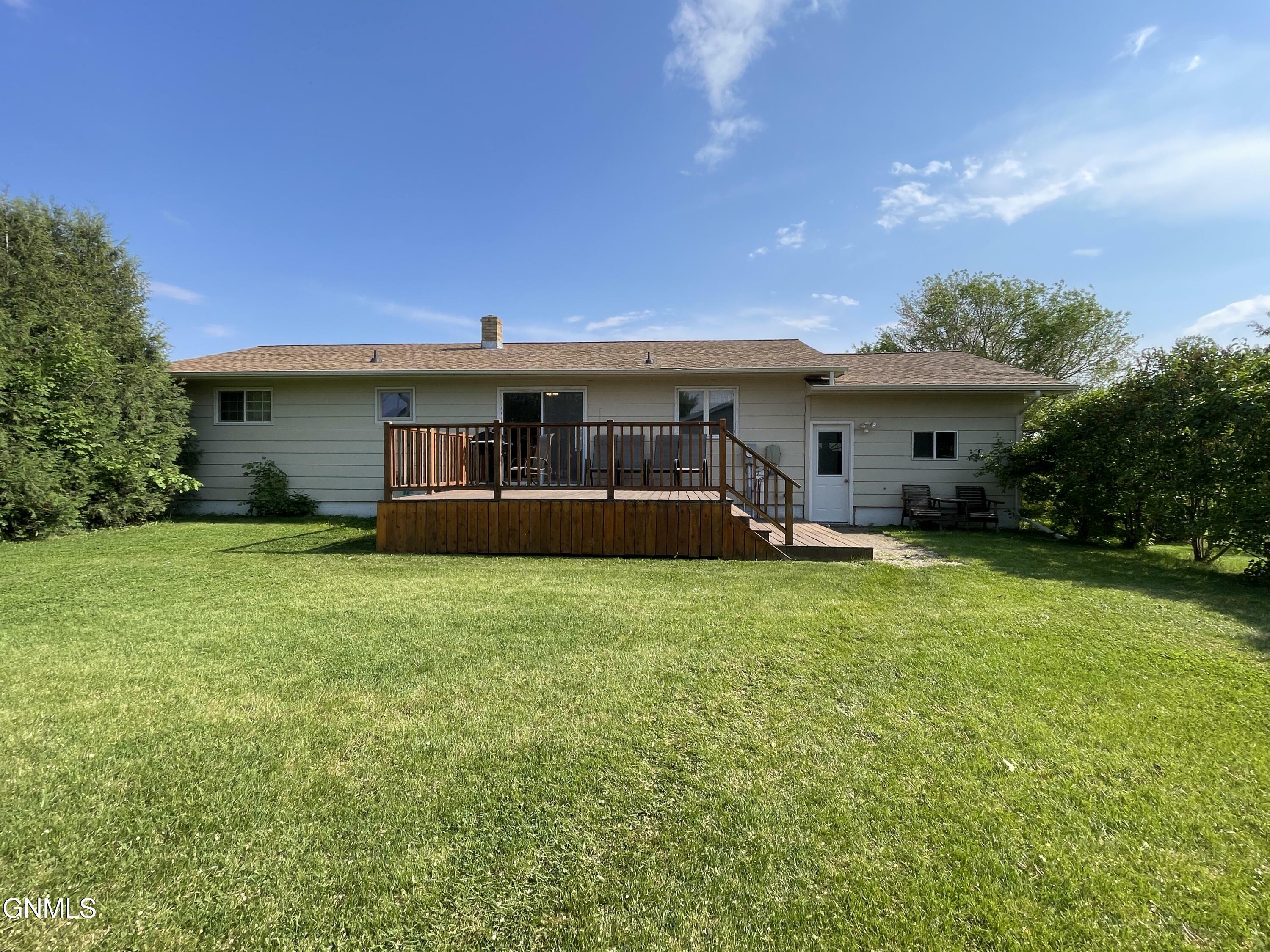 Property Photo: 265 Main Street ND 58421