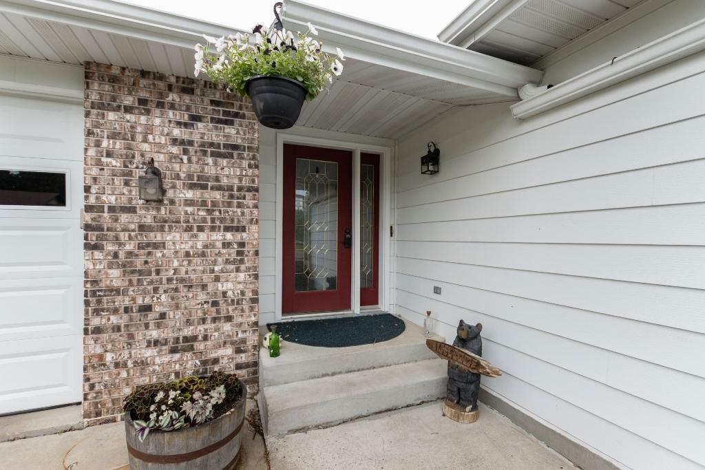 Property Photo: 1207 Lark St WI 54452