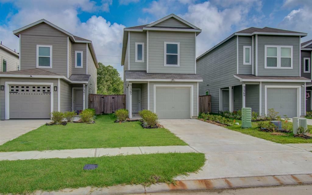 Property Photo: 21365 Carosella Drive TX 77357