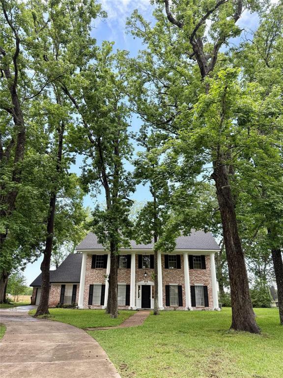 Property Photo: 251 Saint Cloud Drive TX 77546