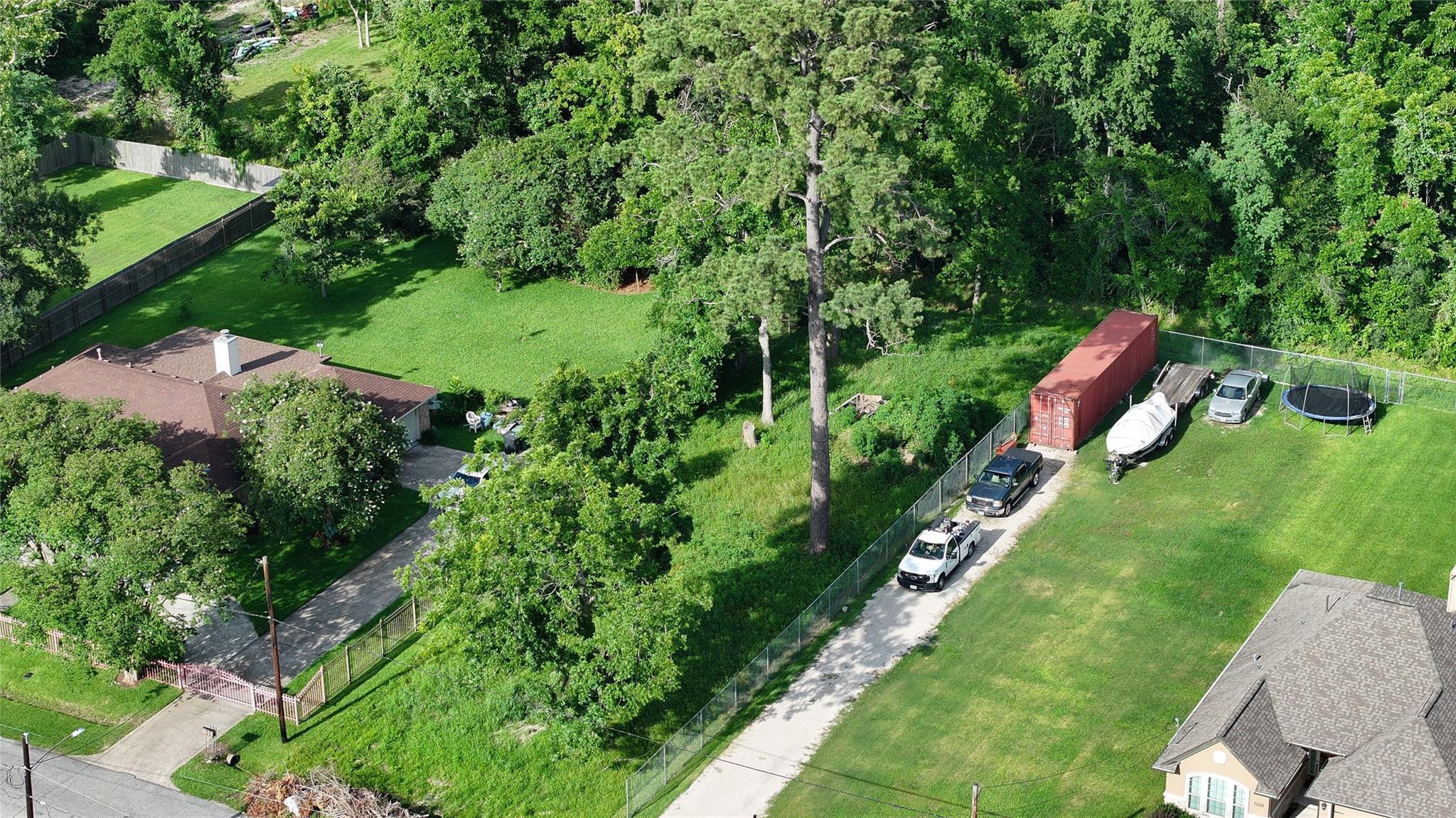 Property Photo: 7208 Hoffman Street TX 77028