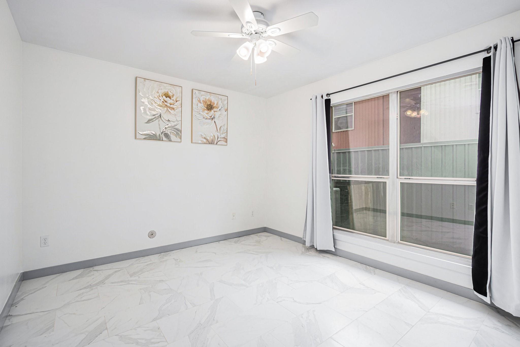 Property Photo:  6132 Grand Boulevard  TX 77021 