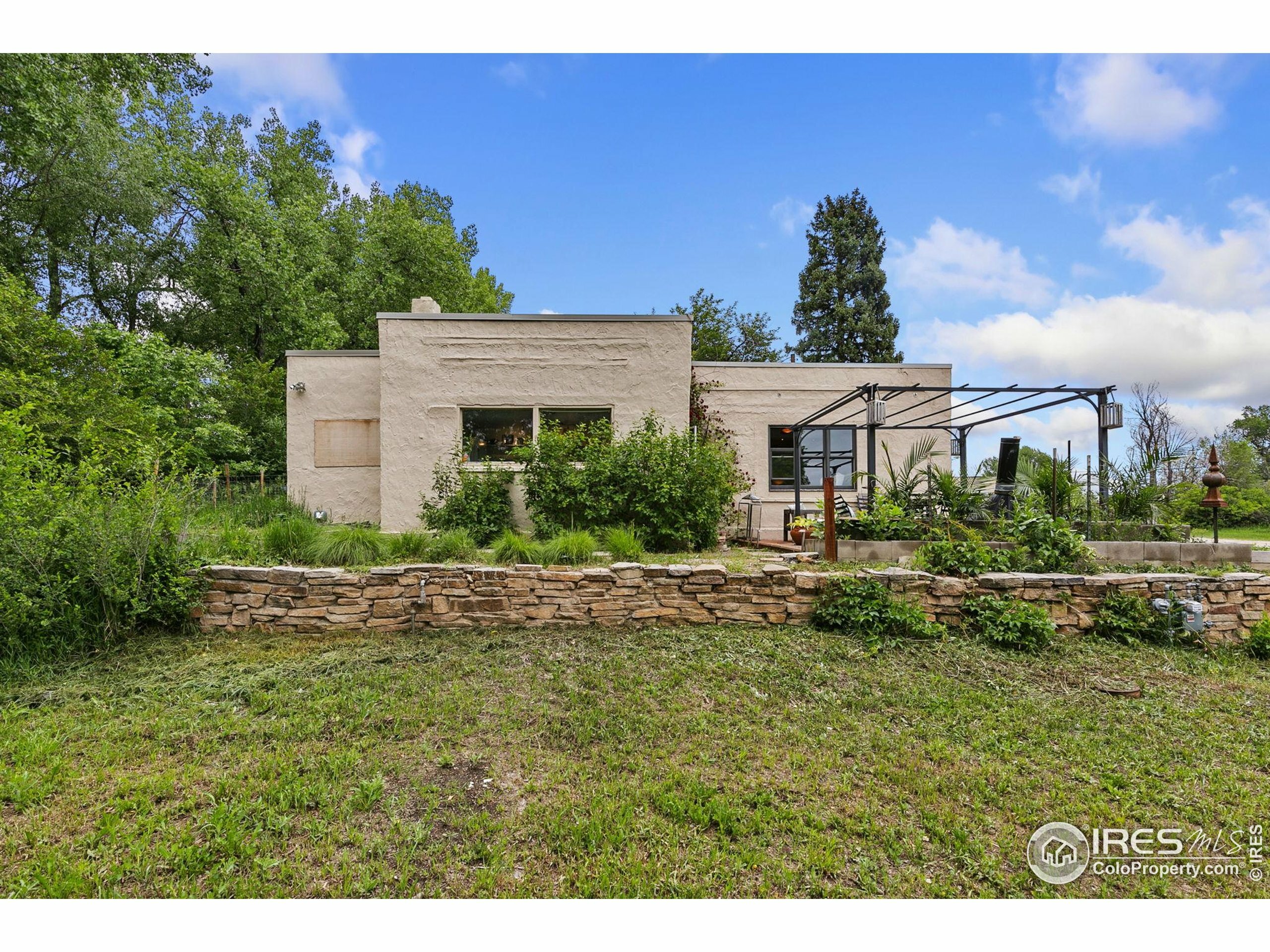 Property Photo: 1304 W Prospect Rd CO 80526