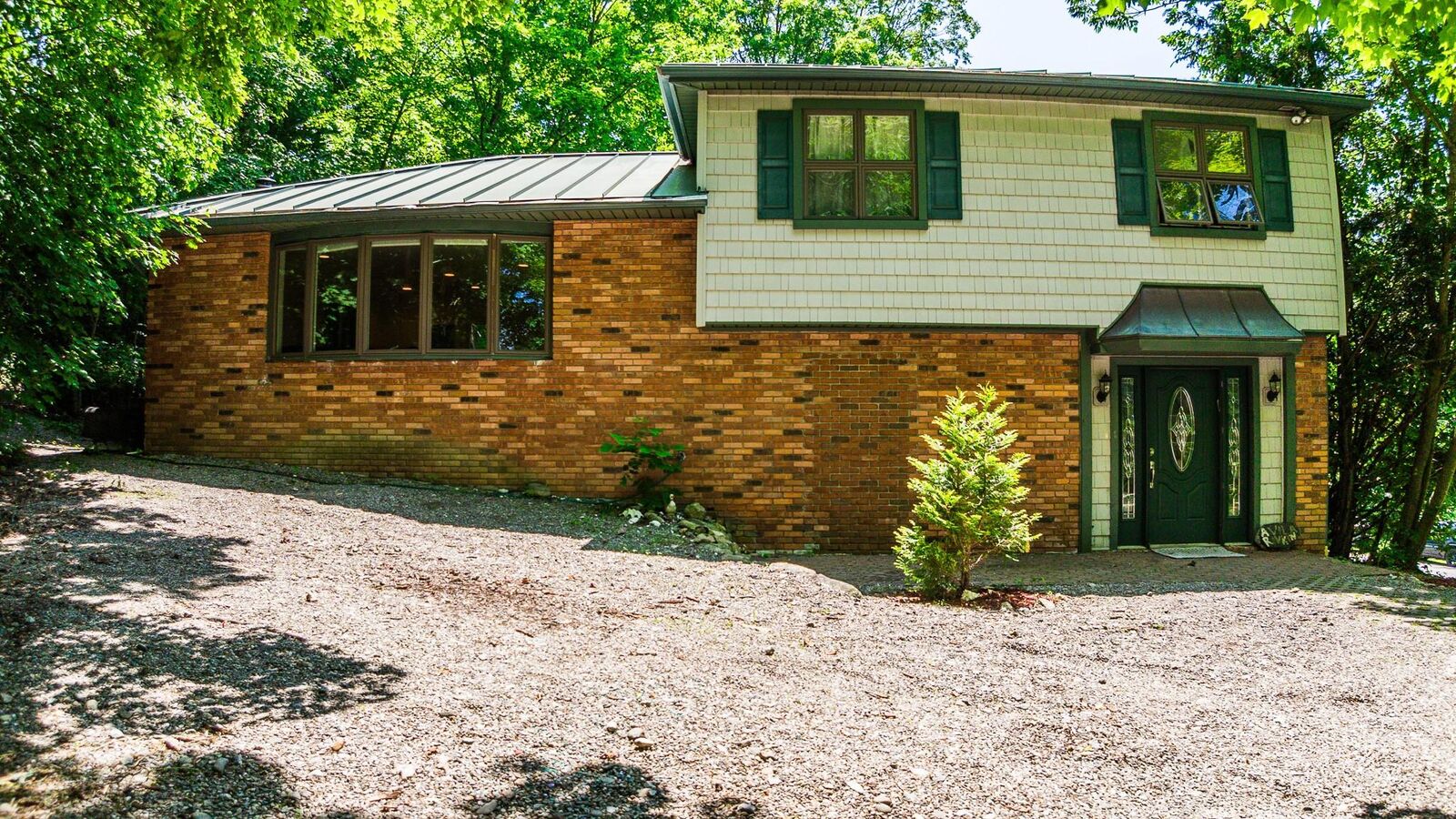 Property Photo:  32 Overhill Road  NY 10598 