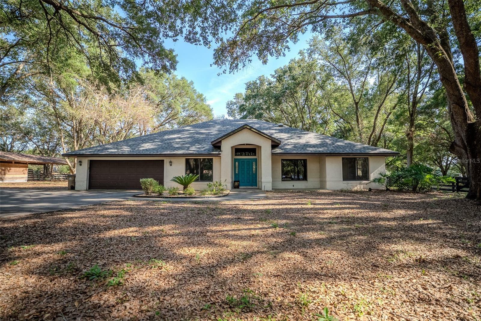 3930 Griffin Avenue  Lady Lake FL 32159 photo