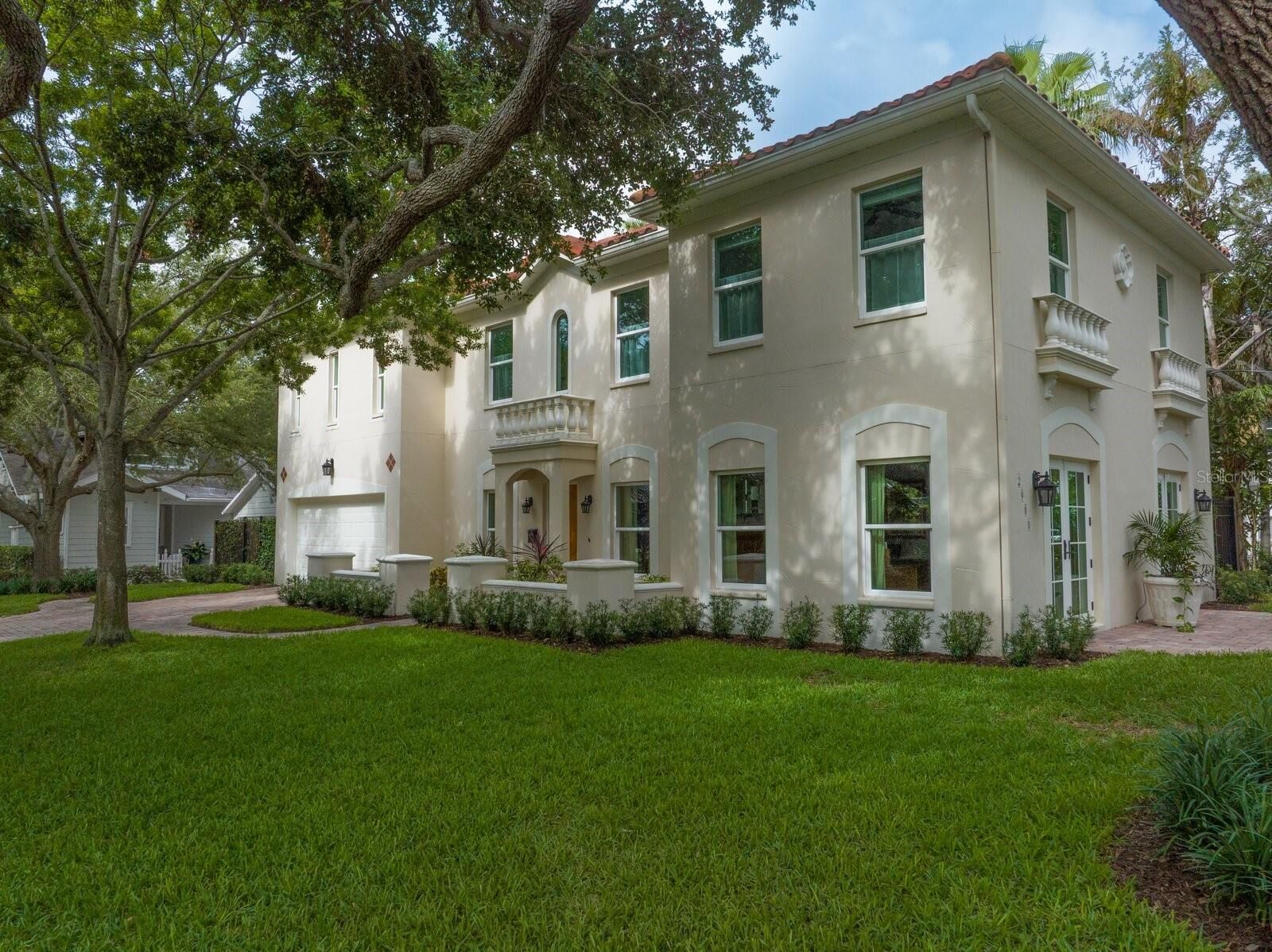 Property Photo: 2900 W Estrella Street FL 33629