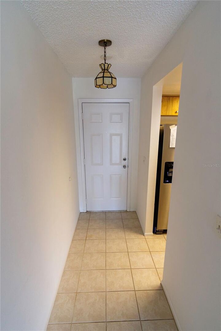 Property Photo: 1122 Montrose Place 1713 FL 34698