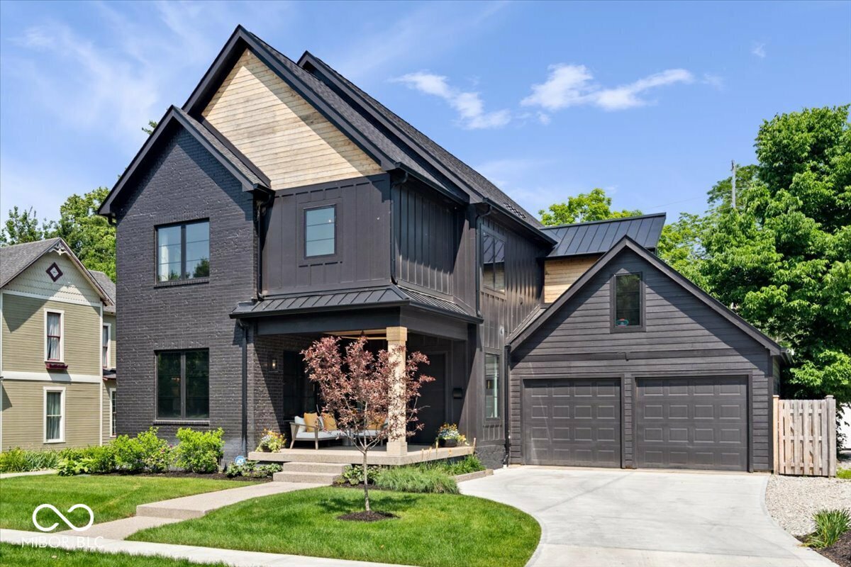 Property Photo: 631 1st Avenue NW IN 46032