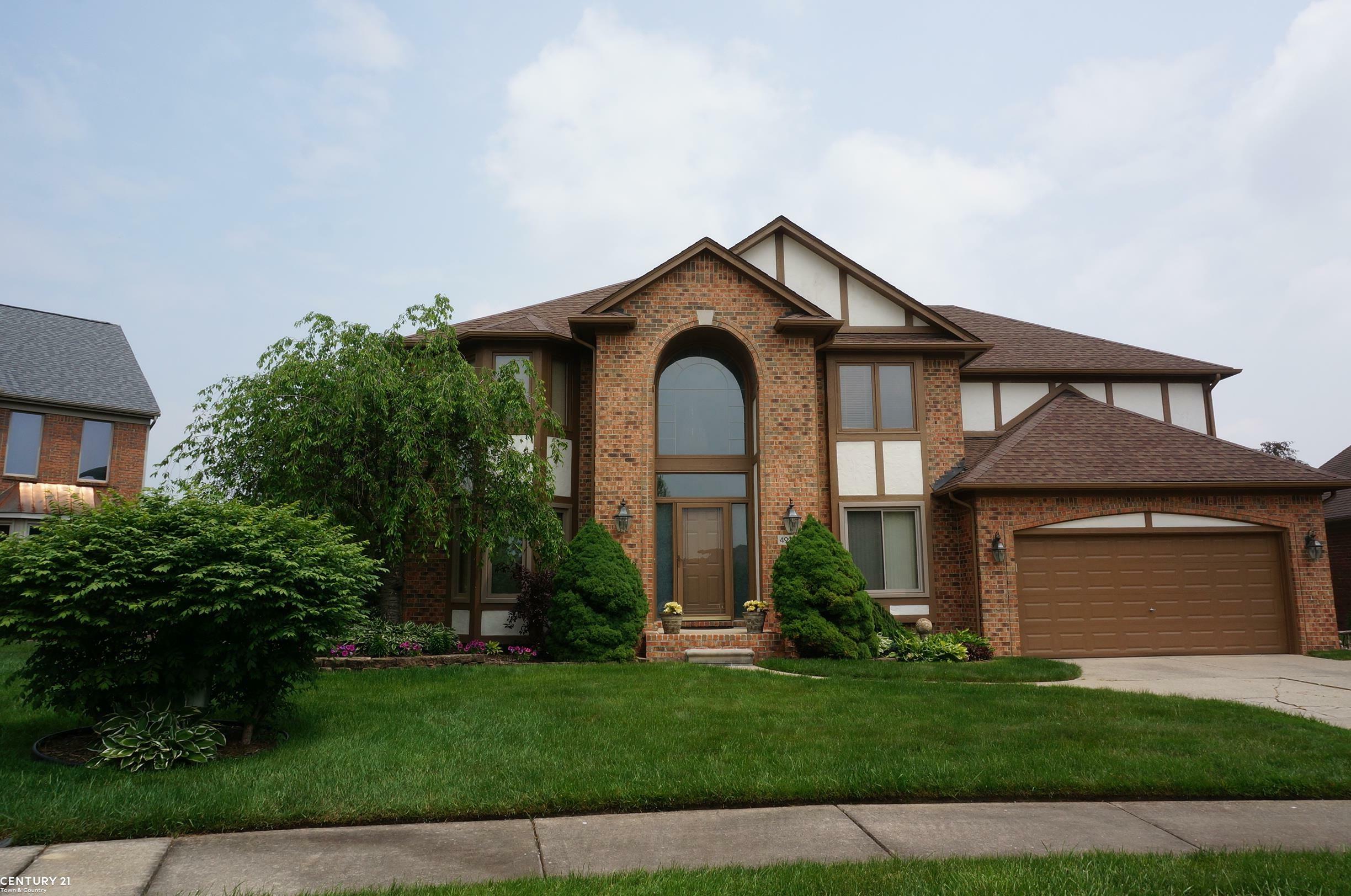 Property Photo: 49954 Willowood Drive MI 48044