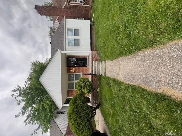 Property Photo: 11467 Somerset Avenue MI 48224 1130
