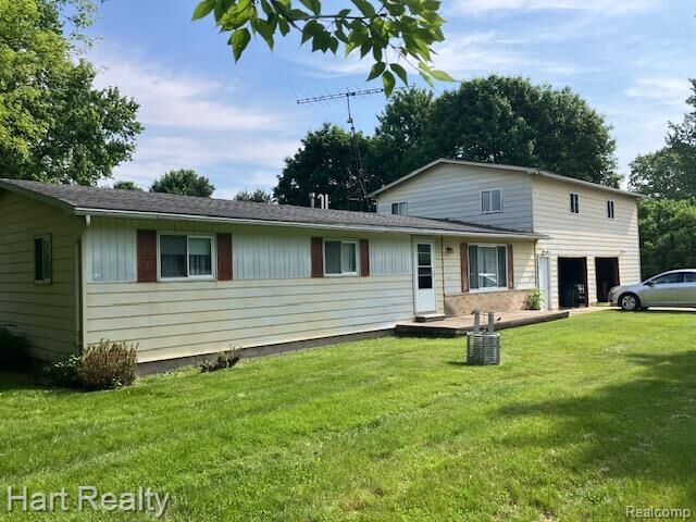 Property Photo: 138 W Hunters Creek Road MI 48446 9468