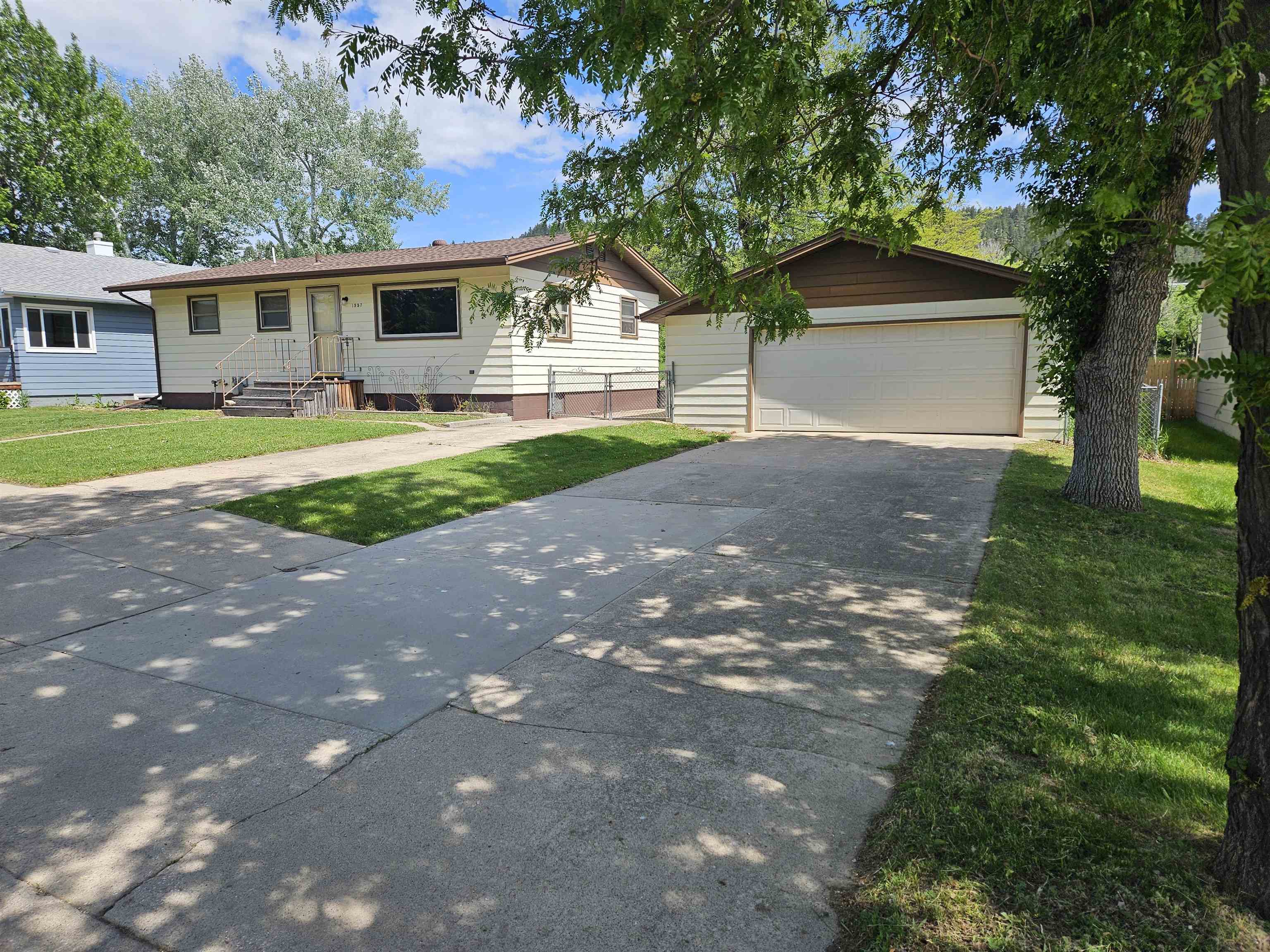 Property Photo:  1957 Williams Street  SD 57785 
